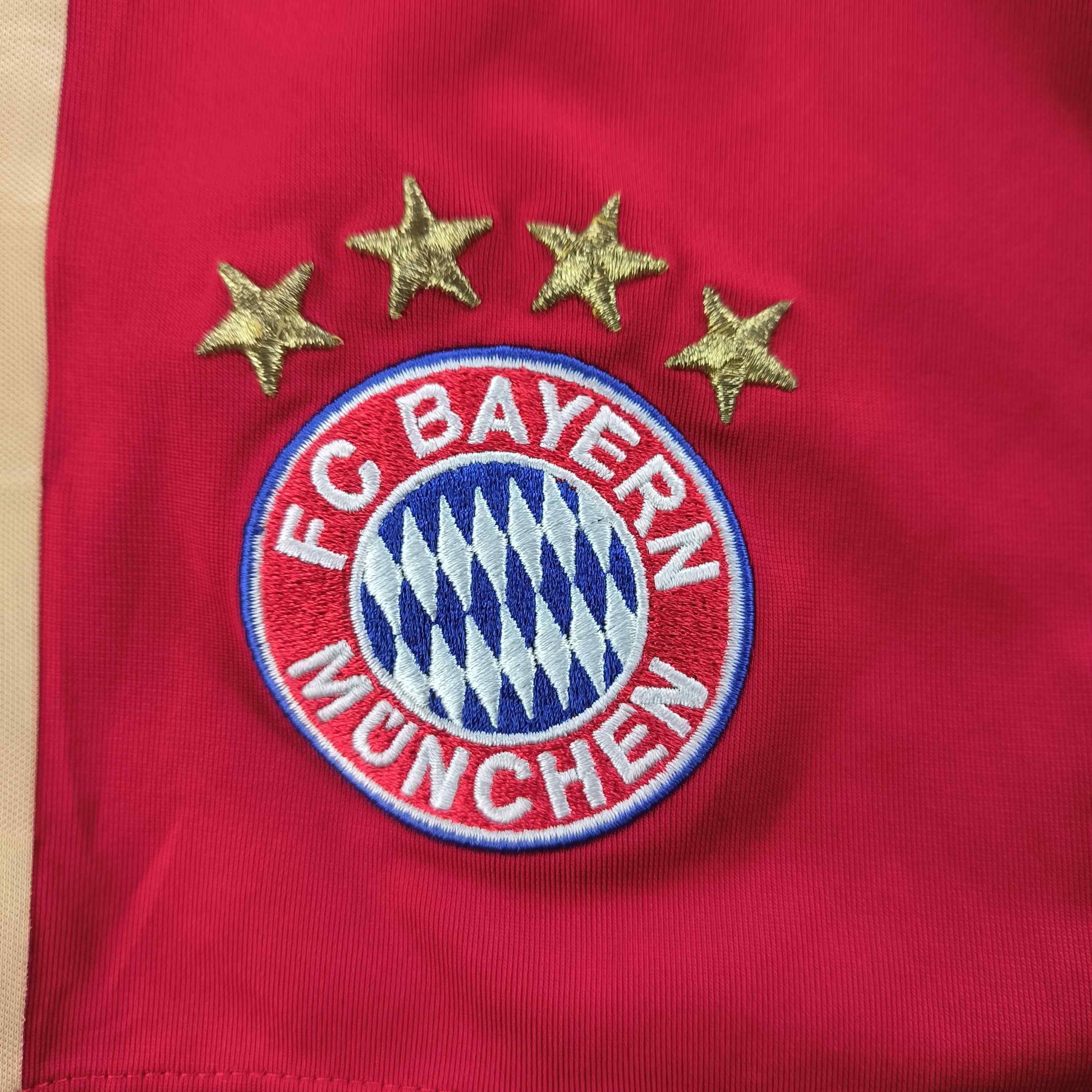 Adidas Bayern Munich 2012-13 Adidas home football shorts size L Size US 36 / EU 52 - 3 Thumbnail