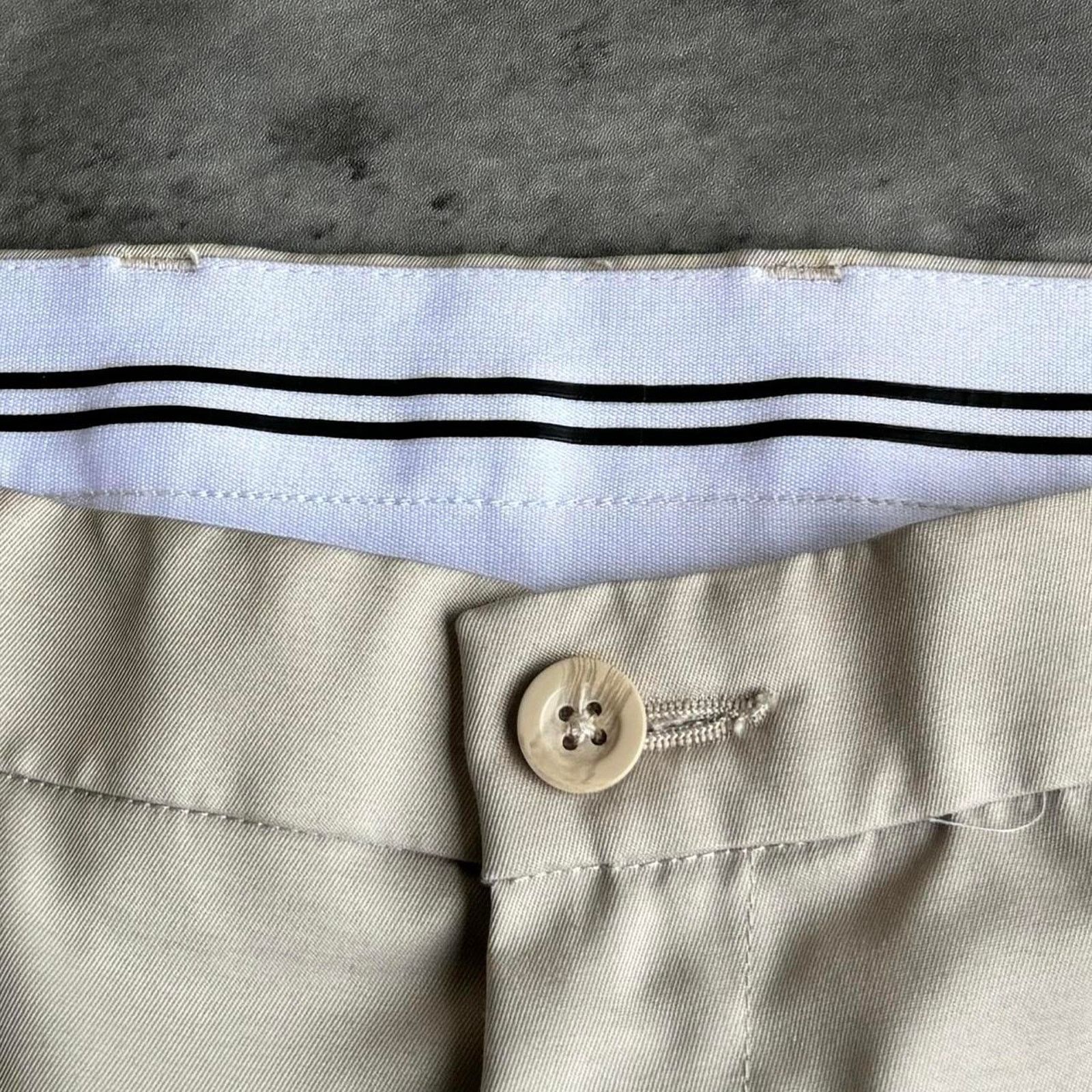 Japanese Brand × Vintage Vintage Y2K Tonal Khaki / Cream Essential Chino Dress Pants Size US 34 / EU 50 - 3 Thumbnail