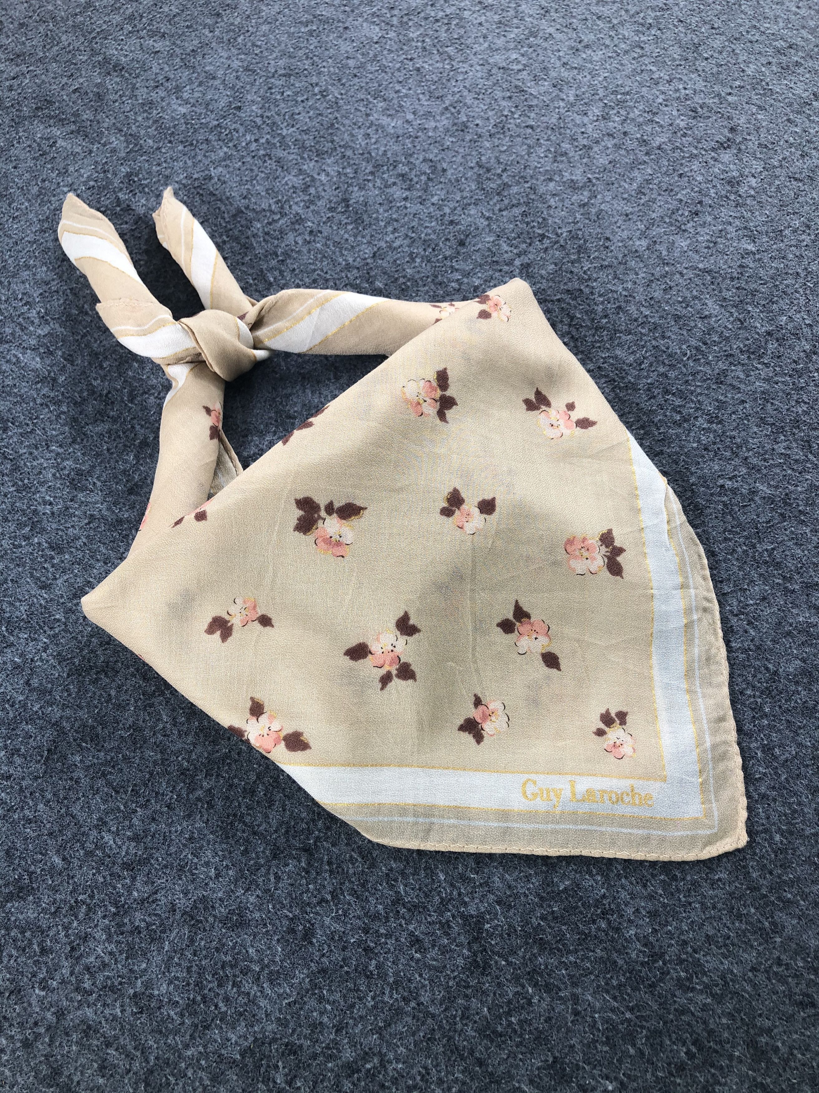 Guy Laroche × Vintage Guy Laroche Handkerchief / Bandana / Neckerchief Size ONE SIZE - 1 Thumbnail
