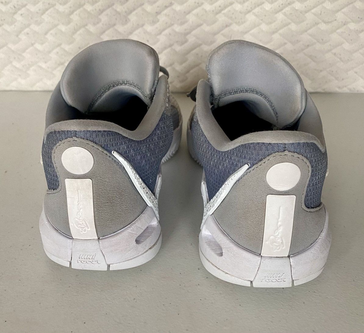 Nike Nike Sabrina 1 (TEAM) Wolf Grey/White 6.5 US FQ3391-010 Size US 6.5 / IT 36.5 - 12 Thumbnail