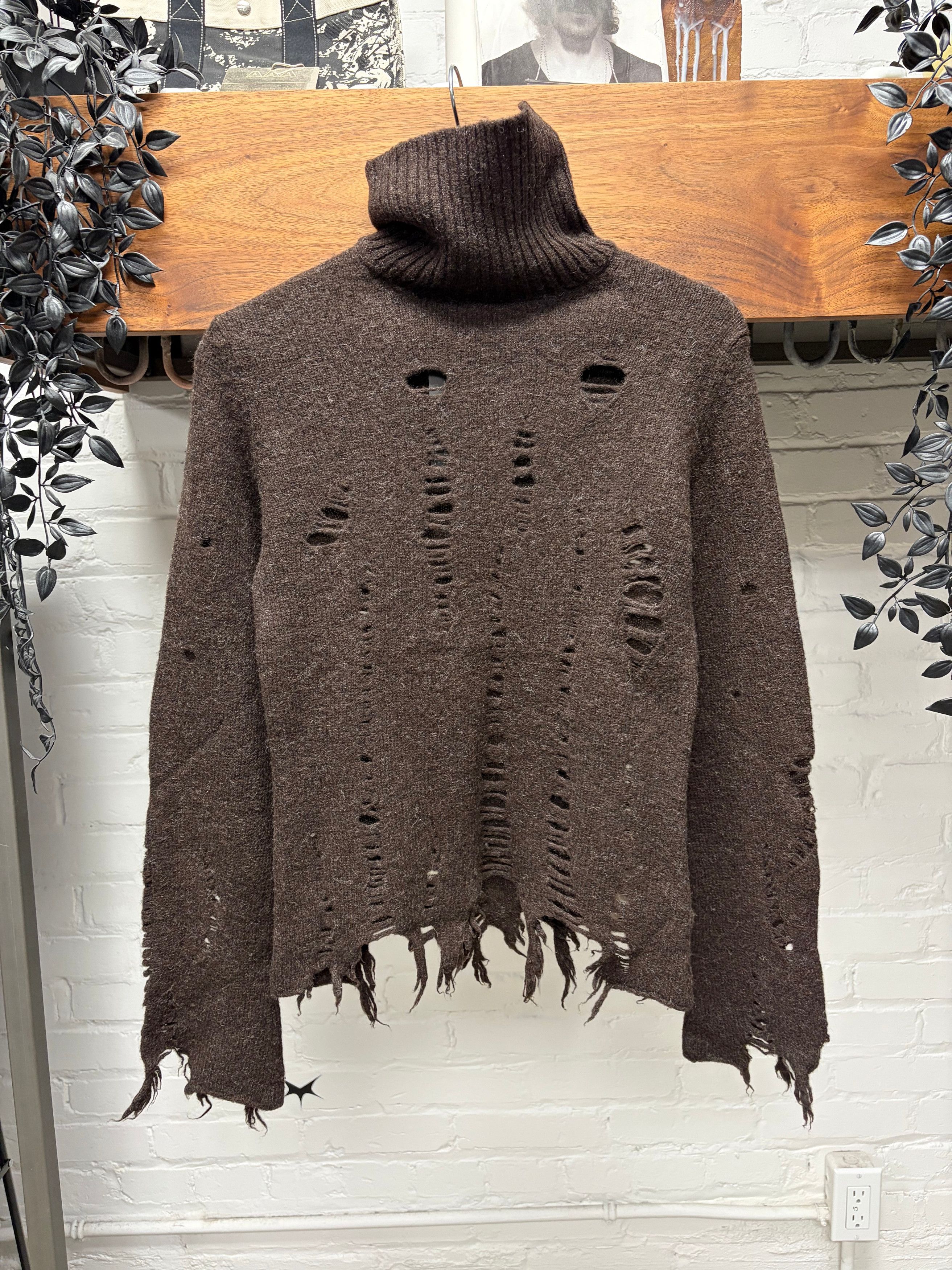 Junya Watanabe AW2003 Junya Watanabe ‘Grunge’ Thrash Distressed Knit Sweater Size US S / EU 44-46 / 1 - 4 Thumbnail