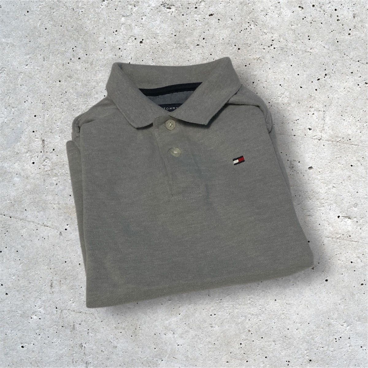 Tommy Hilfiger Tommy Hilfiger Kids Grey Polo Shirt Size US XXS / EU 40 - 6 Thumbnail