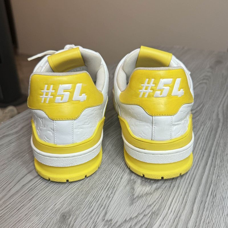 Louis Vuitton Louis Vuitton Trainer Fashion Sneakers in White Yellow -250 Size US 10.5 / EU 43-44 - 3 Thumbnail