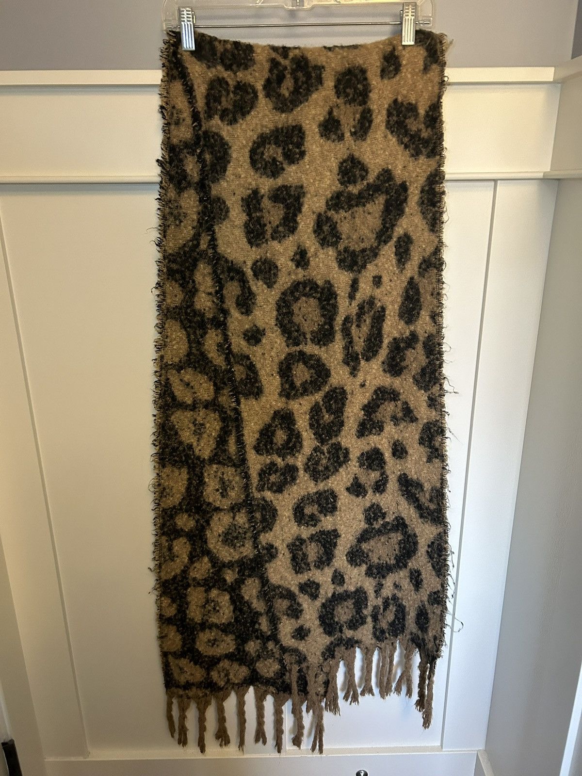 Vintage Vintage “a new day” soft fuzzy leopard print scarf Size ONE SIZE - 1 Thumbnail