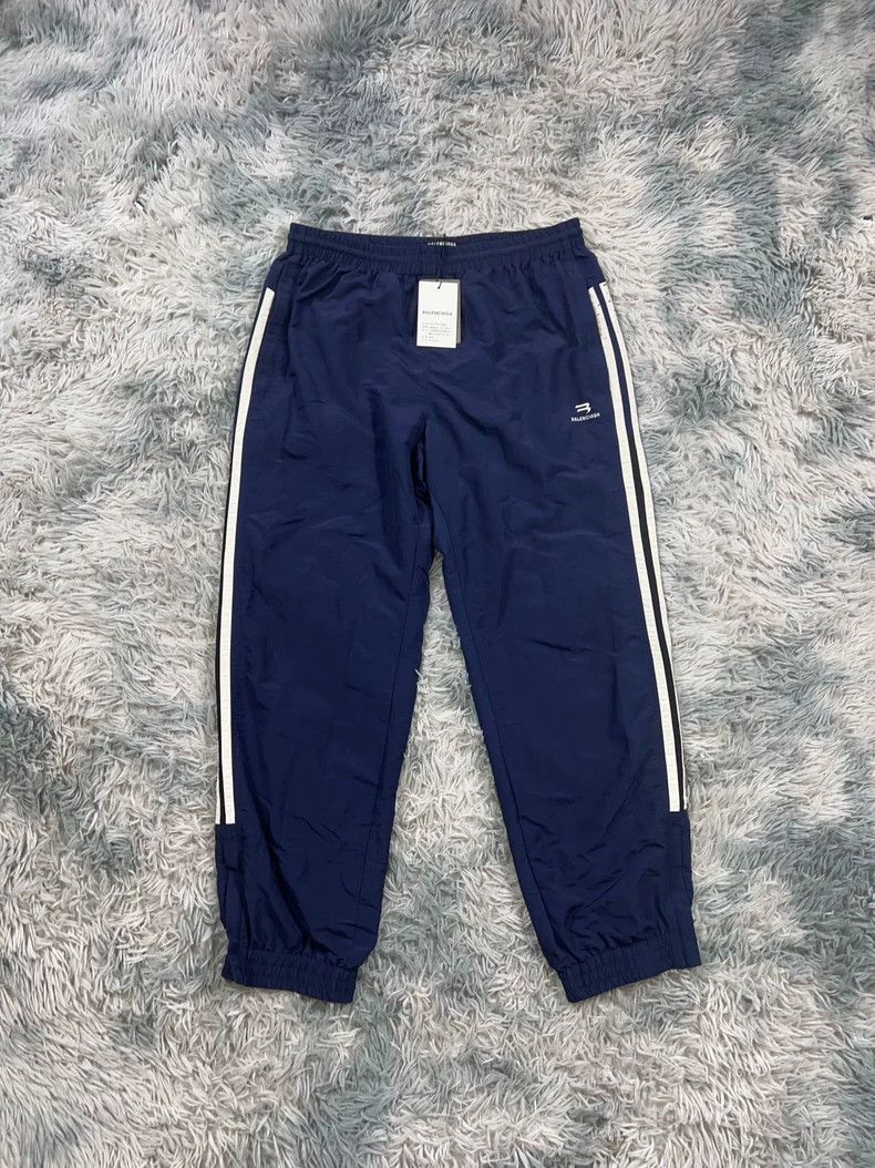 Balenciaga Balenciaga size l Casual pants 2501-Nextarrow Size US 32 / EU 48 - 1 Thumbnail