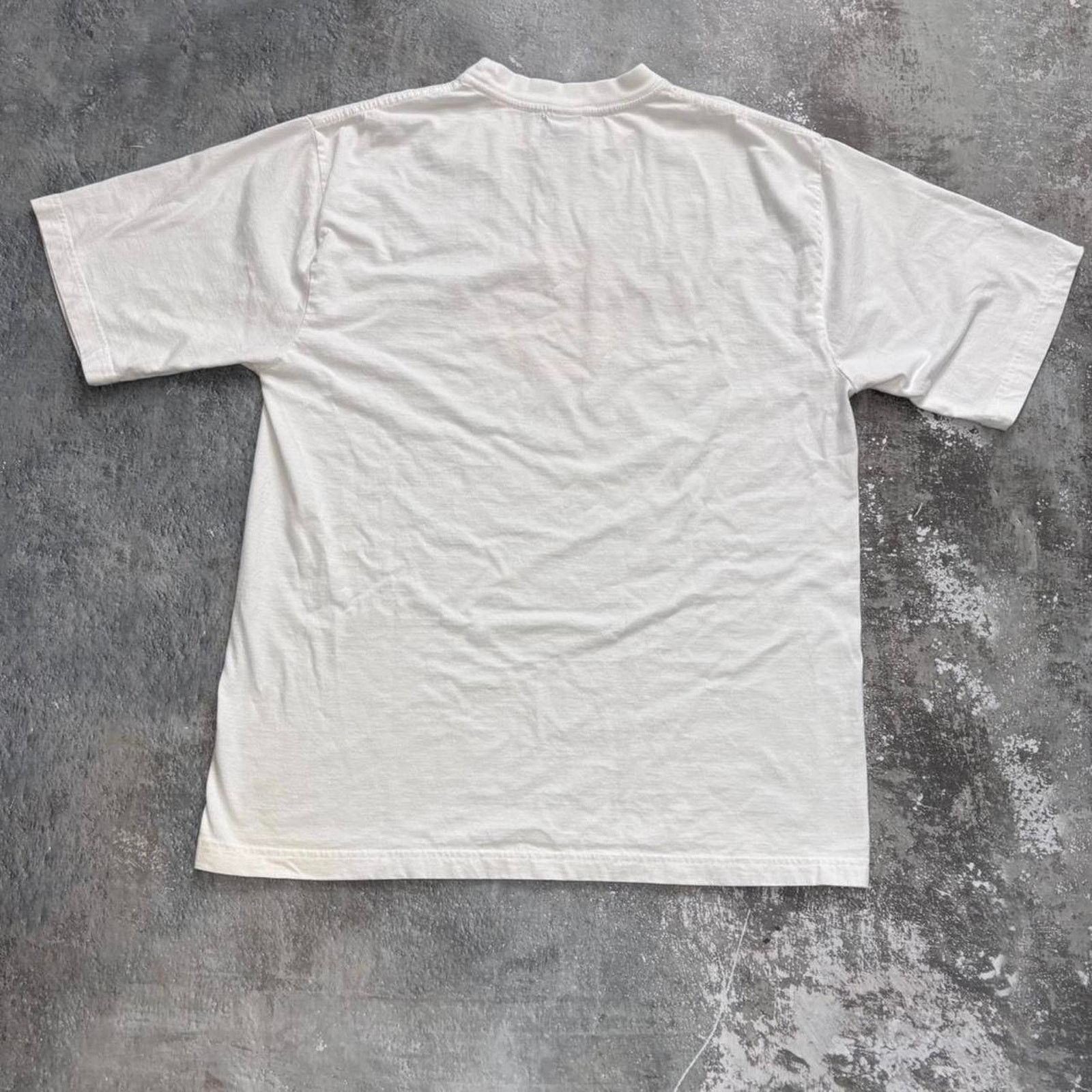 Hard Rock Cafe × Vintage Vintage 90s Hard Rock Cafe Berlin Germany T Shirt Size Large Size US L / EU 52-54 / 3 - 4 Thumbnail
