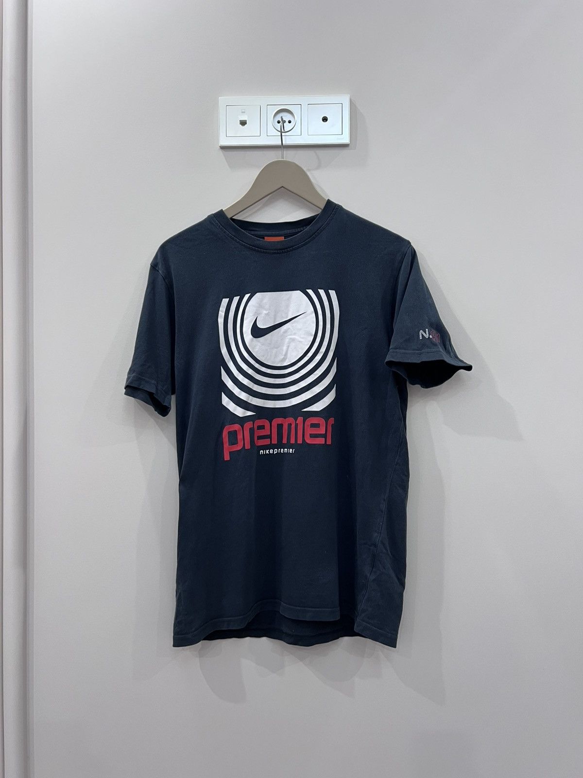 Nike VINTAGE Nike premier tee M Size US M / EU 48-50 / 2 - 1 Thumbnail