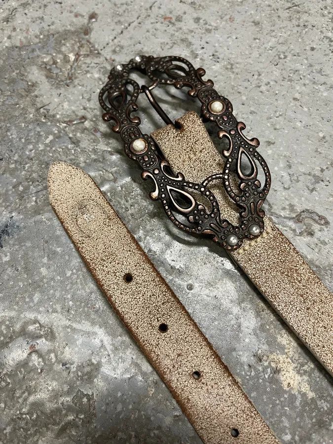 Roberto Cavalli × Vintage Cavalli Long Metal Ornament Buckle Beige Leathet Belt Size ONE SIZE - 5 Thumbnail