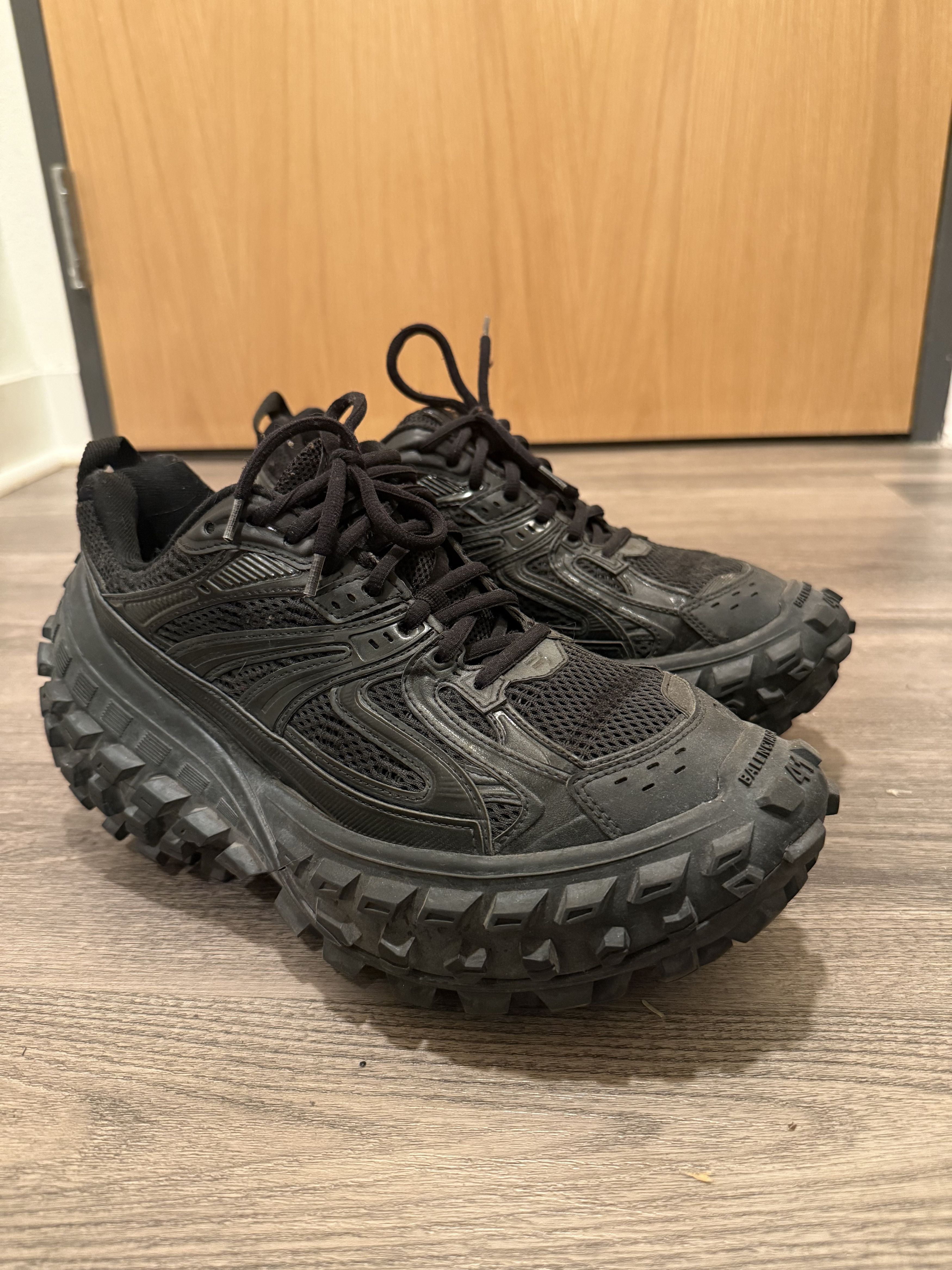 靴 balenciaga defender black 42 Balenciaga Defender Sneaker 'Black' - Balenciaga - 685613
