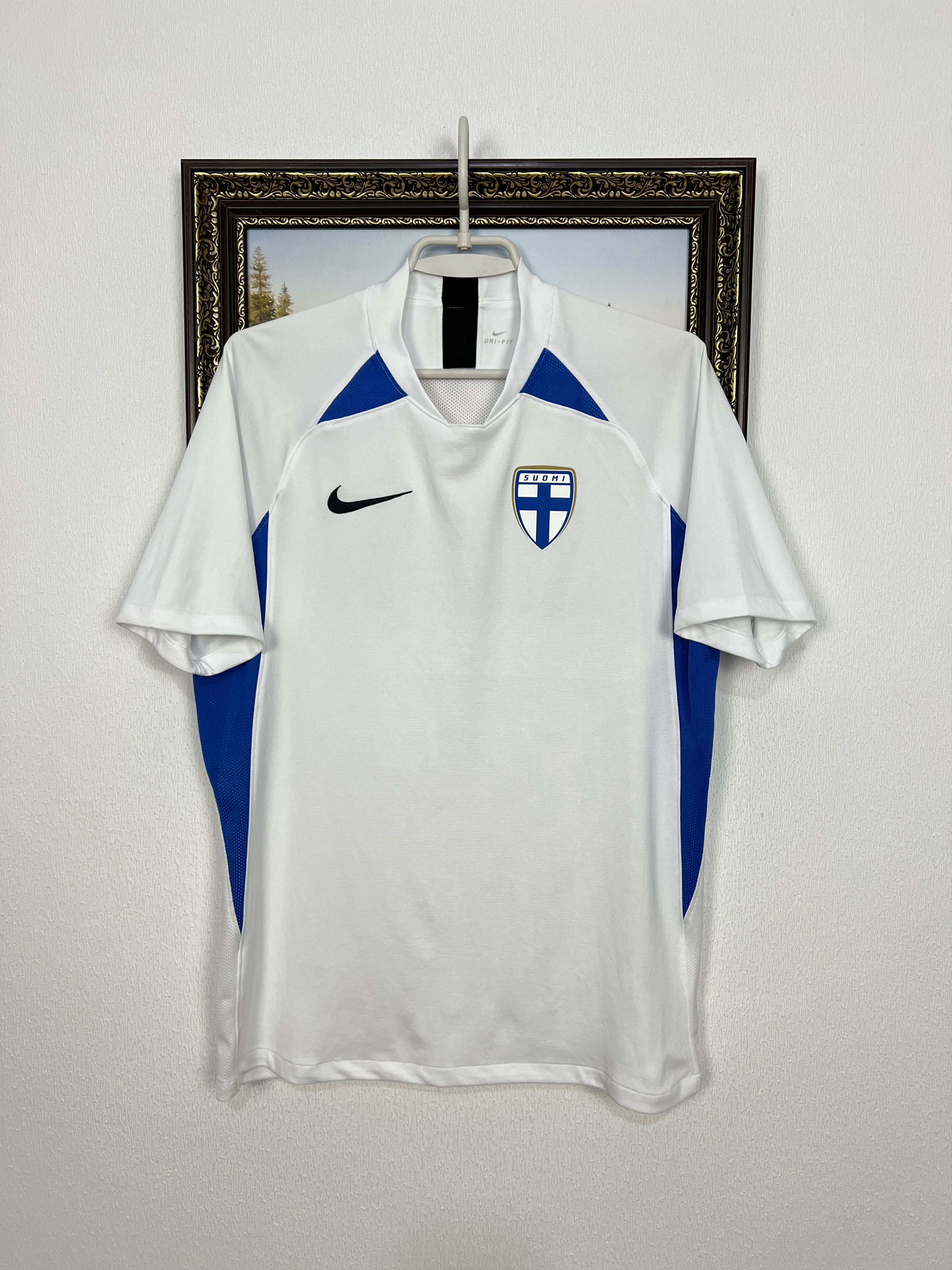 Nike Finland Home football shirt 2018 Soccer Nike White Jersey Size US M / EU 48-50 / 2 - 1 Thumbnail