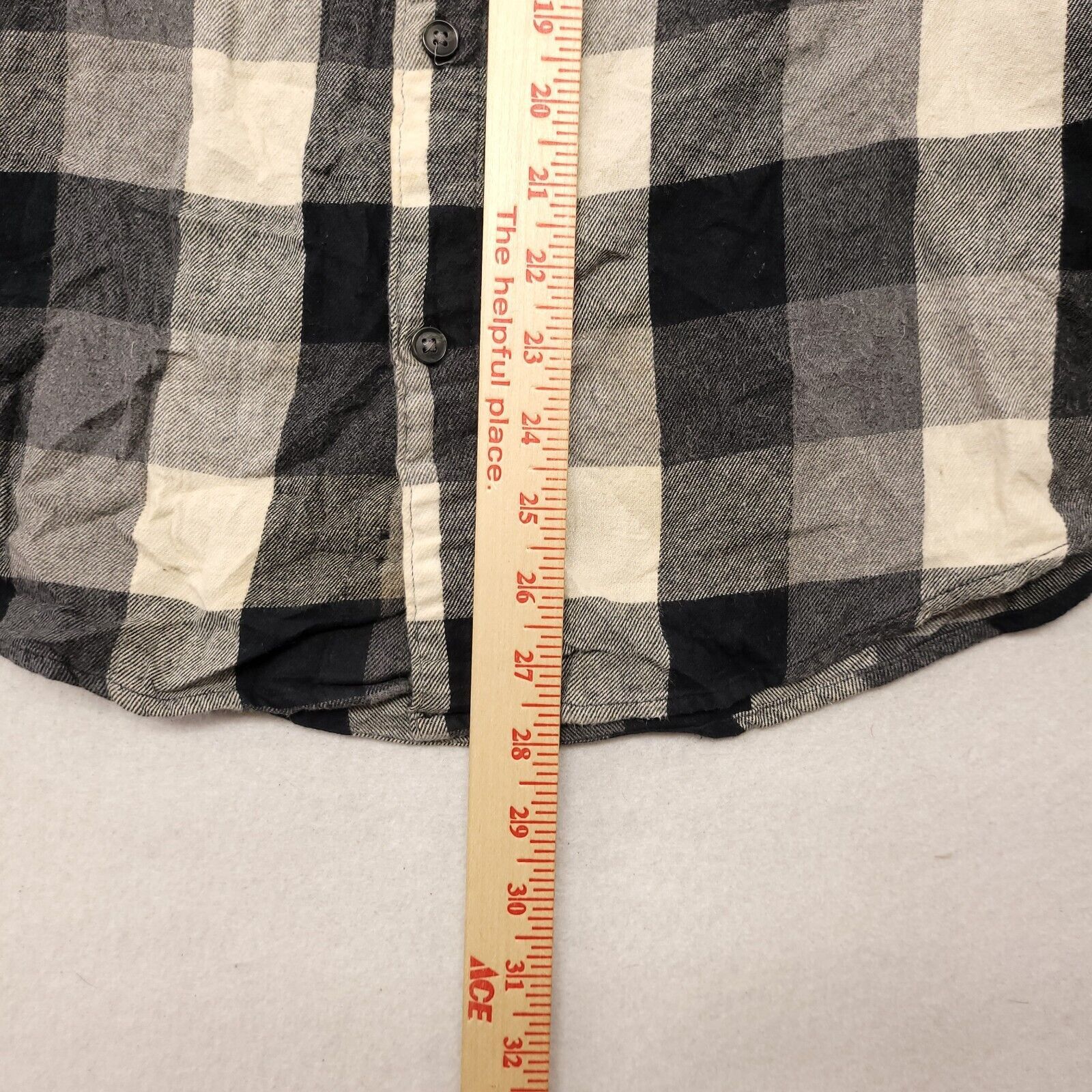 Urban Pipeline Urban Pipeline Gingham Flannel Shirt Mens Size Small S Gray Size US S / EU 44-46 / 1 - 8 Thumbnail