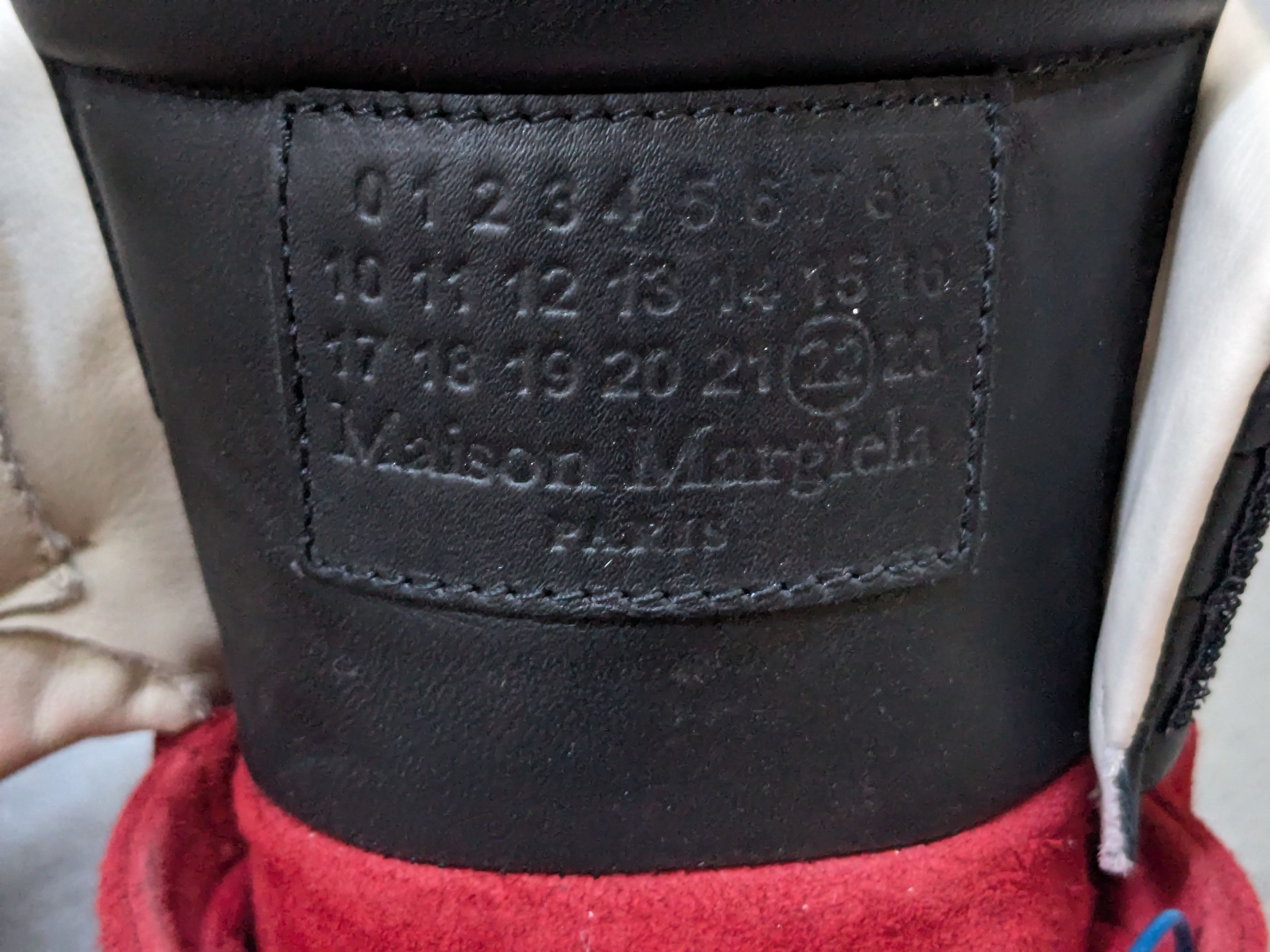 Maison Margiela Maison Margiela Future High Tops Red Black 8 41 Suede Size US 8 / EU 41 - 6 Thumbnail