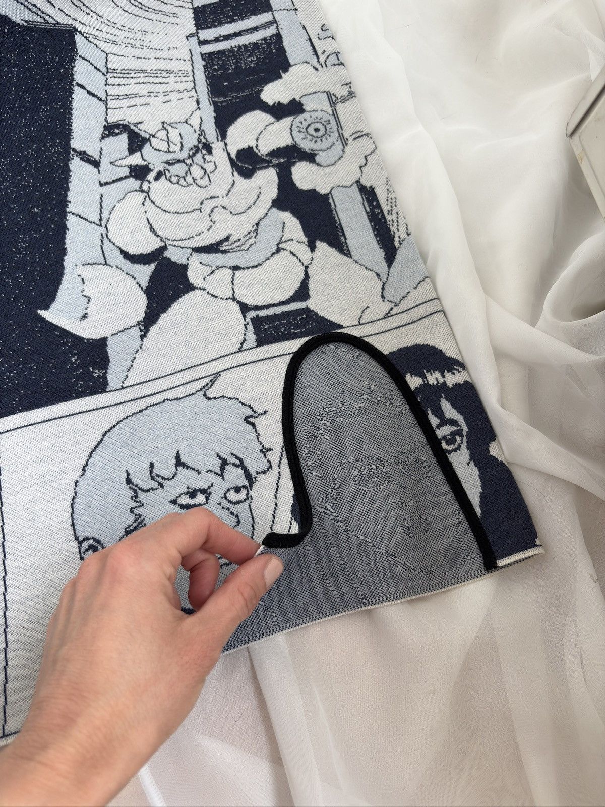 Loewe Loewe 2016 Japanese anime manga print wool trousers Size US 33 - 2 Thumbnail