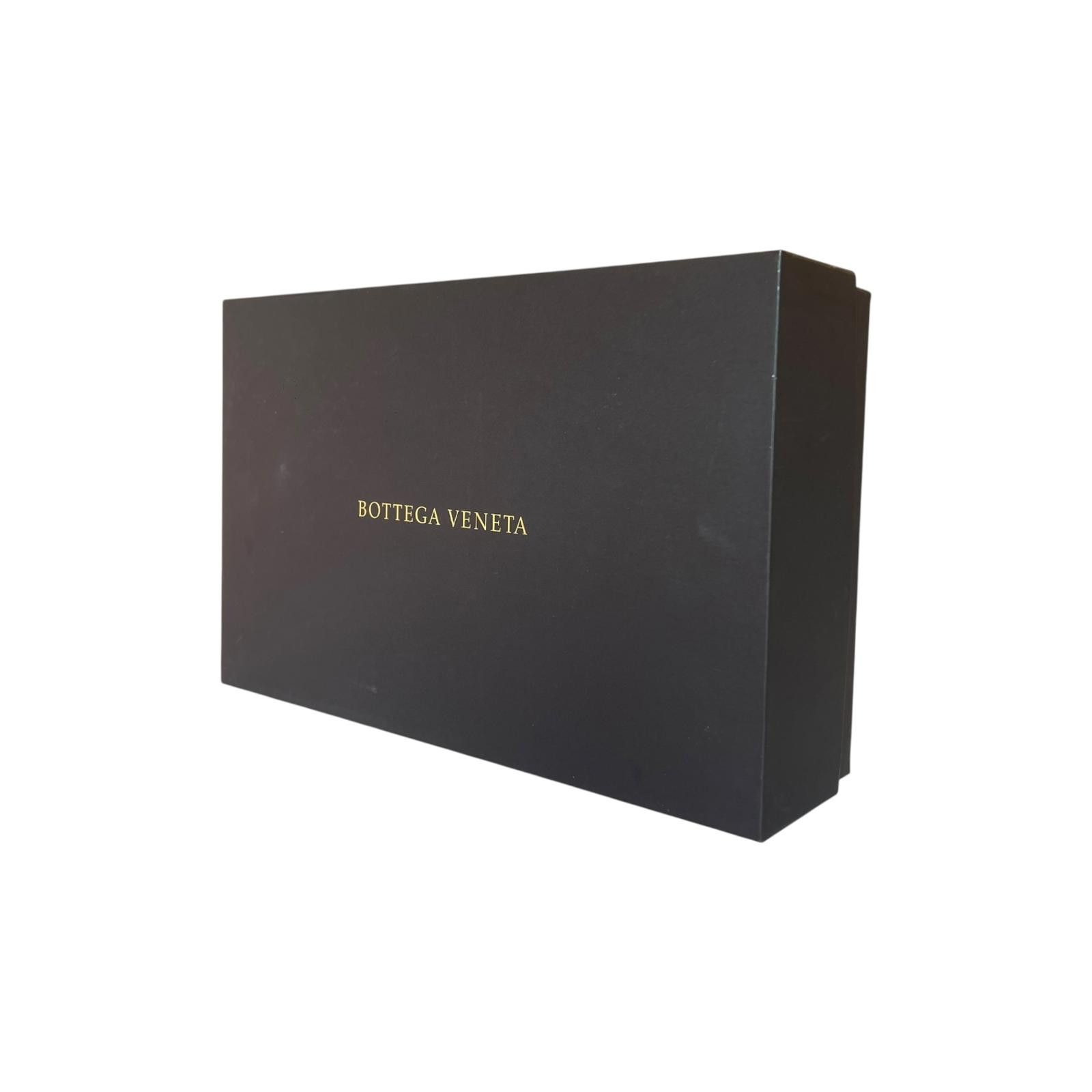 Bottega Veneta Bottega Veneta Intrecciato Chain Wallet Clutch Lavender Grey Size ONE SIZE - 12 Thumbnail