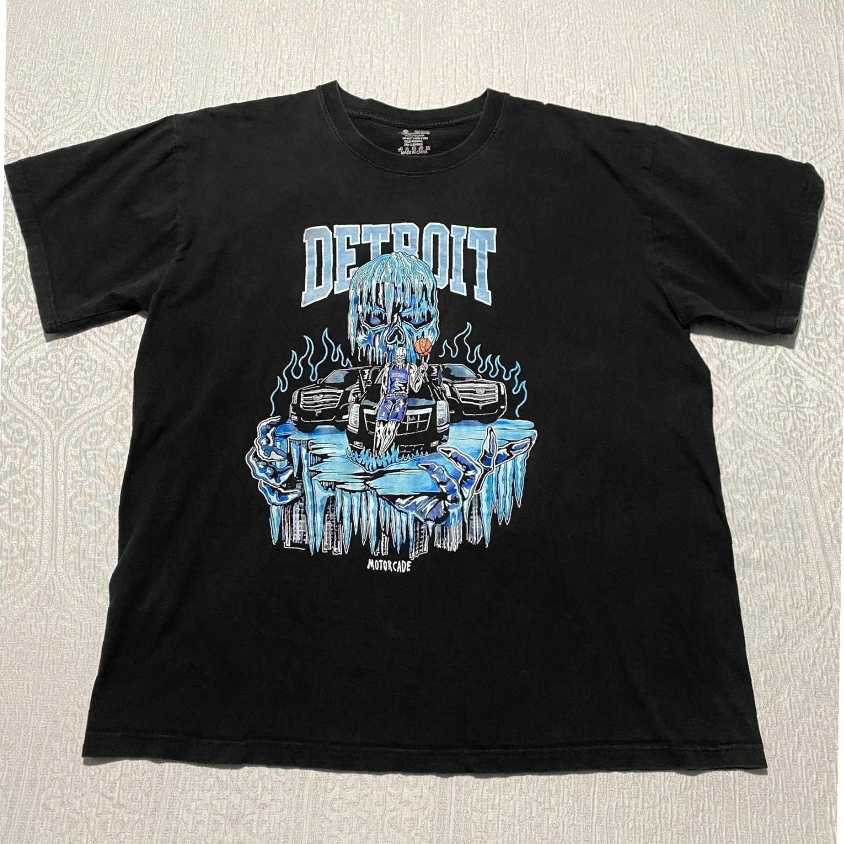 Vintage Motorcade Detroit Skull Ice Basketball Graphic T-Shirt Mens L Black Size US L / EU 52-54 / 3 - 2 Thumbnail