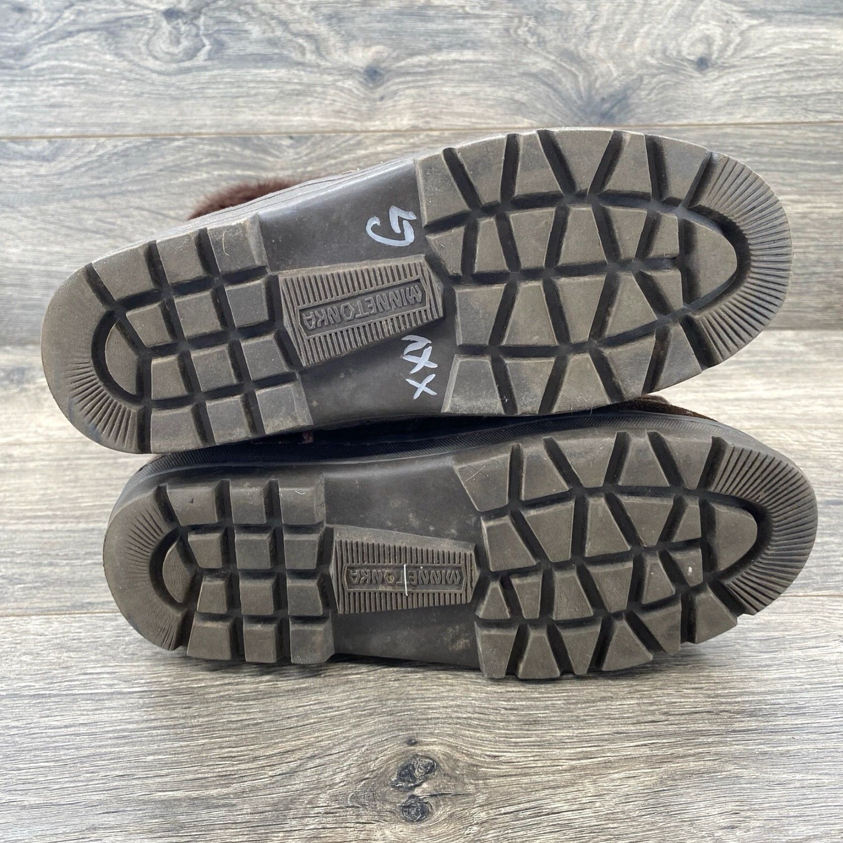 VINTAGE Minnetonka Women's Boot Brown Faux Fur Suede Bootie Size 8 Mid-Calf Warm Cozy Boots Womens