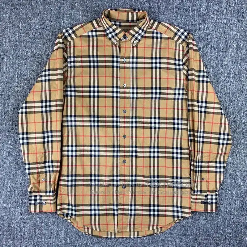 Burberry Burberry Khaki Cotton Women's Shirt. Size XS / US 0-2 / IT 36-38 - 1 Thumbnail