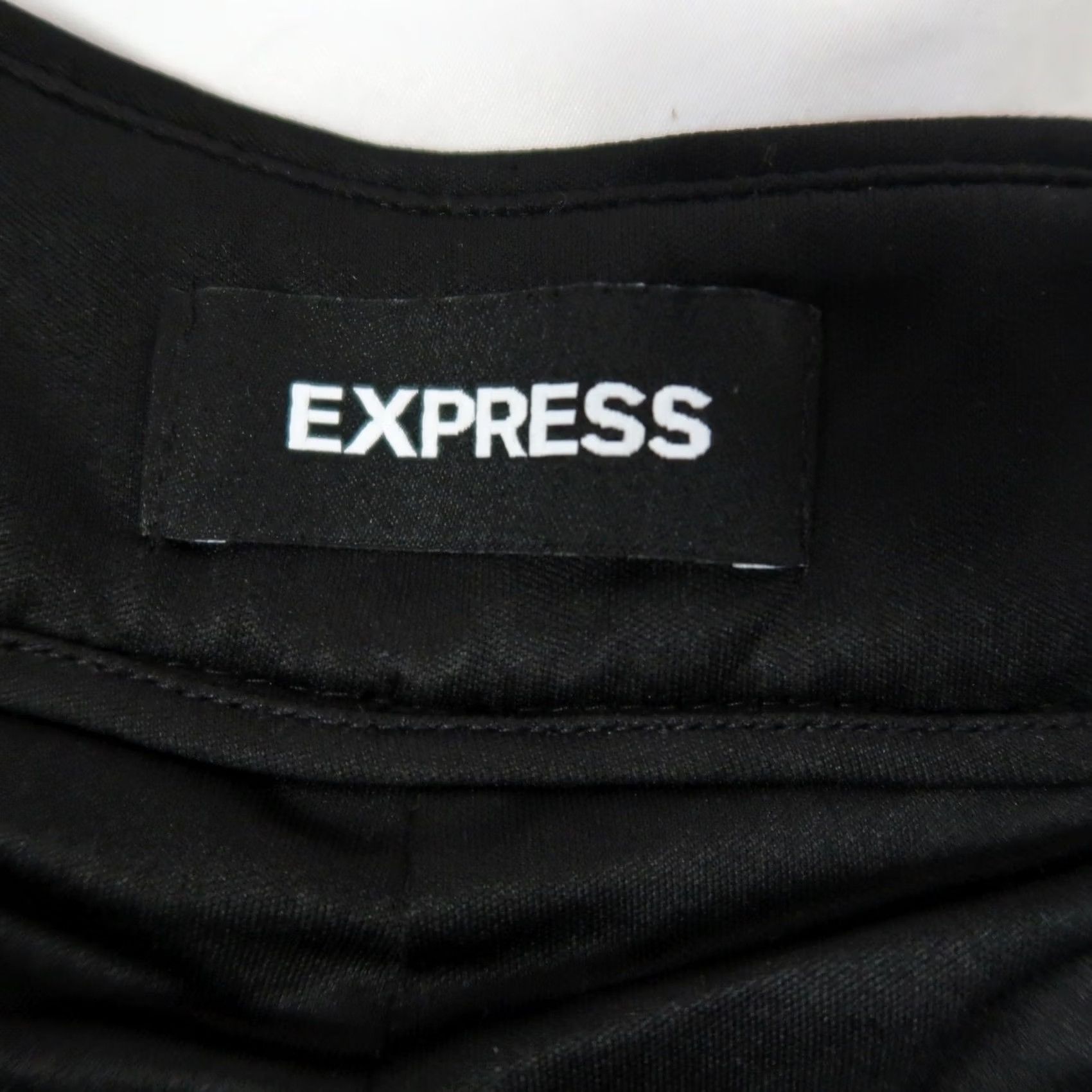 Express VINTAGE Express Black Sequin Cropped High Rise Wide Leg Pants Small Size 28" / US 6 / IT 42 - 4 Thumbnail