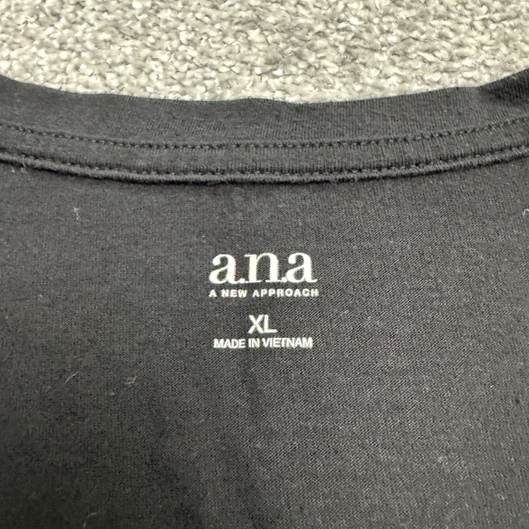 Vintage A new Approach Women's XL Black Scoop Neck Long Sleeve T-Shirt Rounded Hem Function: Basic, Breathable, Knit, Cotton, Logo, Casual Wear Size XL / US 12-14 / IT 48-50 - 5 Thumbnail