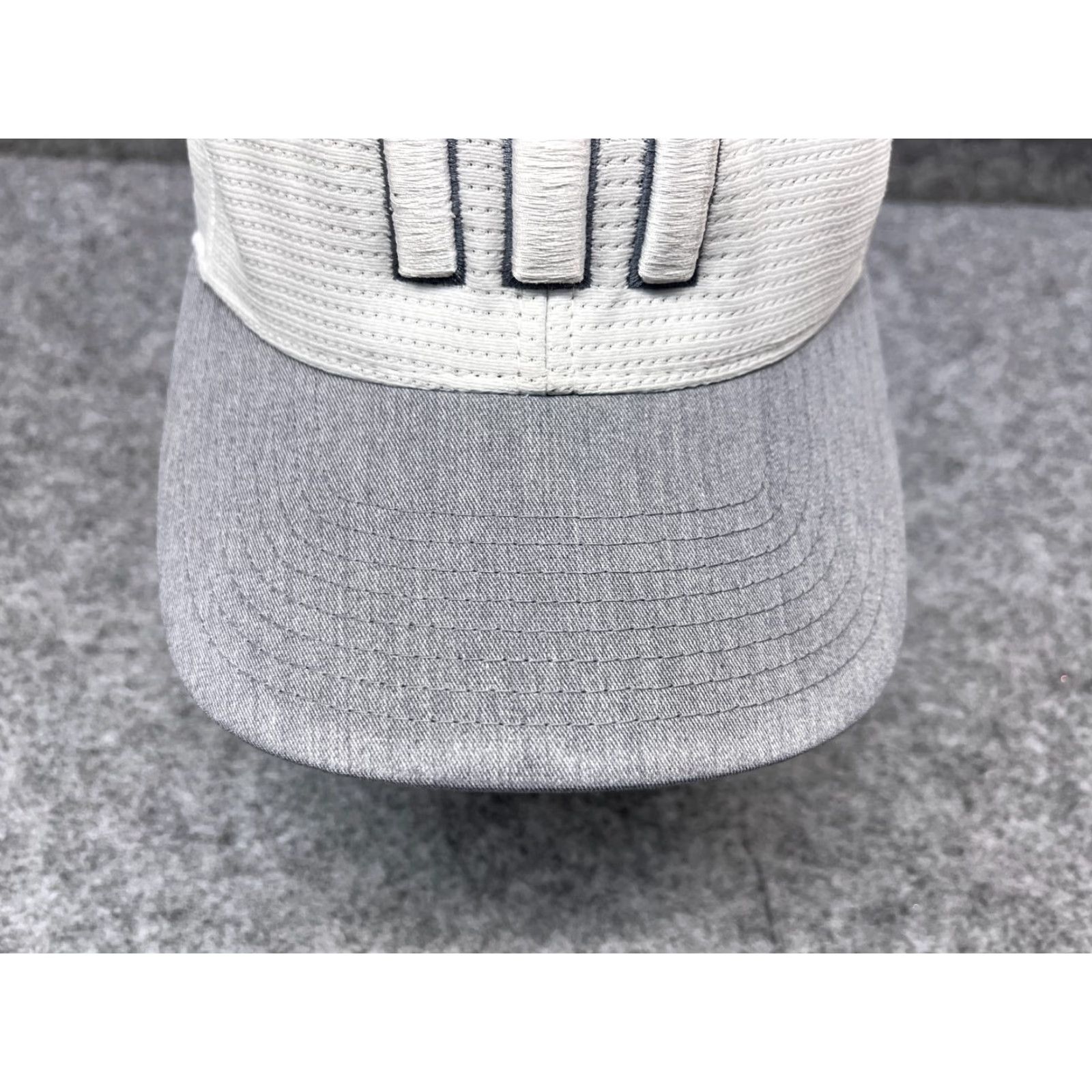 TravisMathew VINTAGE not applicable; but item is Travis Mathew Hat Cap Snap Back Adult One Size White Gray Polyester Cotton Blend Size ONE SIZE - 3 Thumbnail