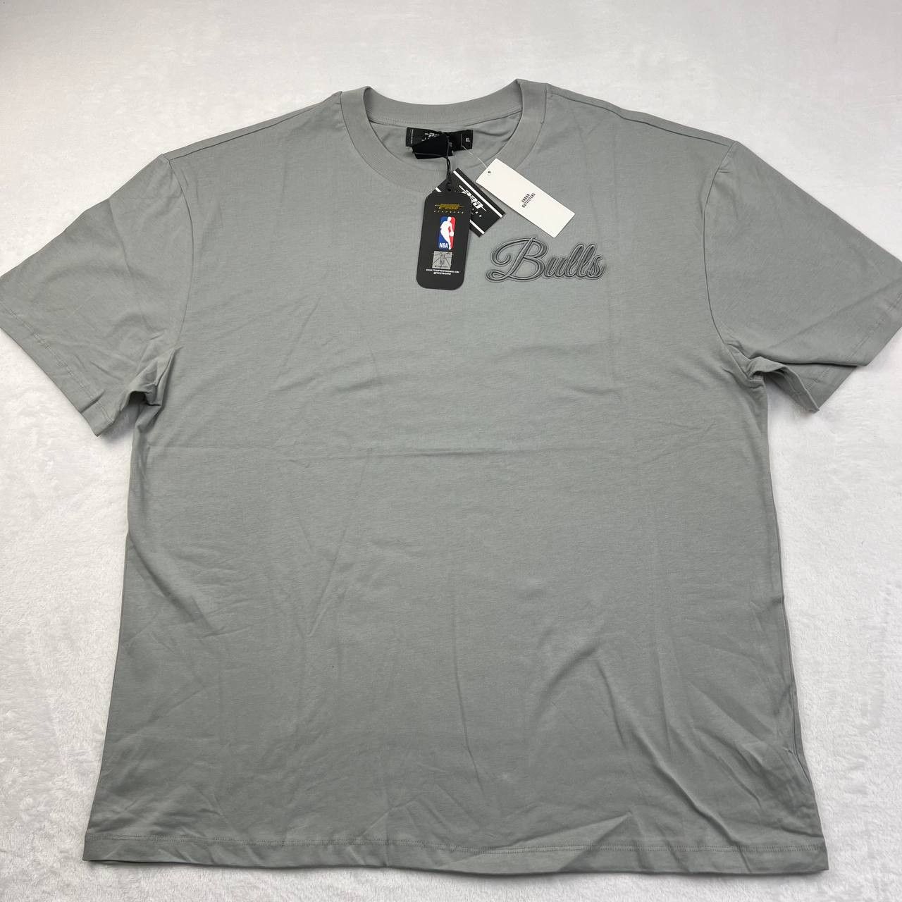 Pro Standard Chicago Bulls Shirt Men Pro Standard NBA Short Sleeve XL Size US XL / EU 56 / 4 - 2 Thumbnail