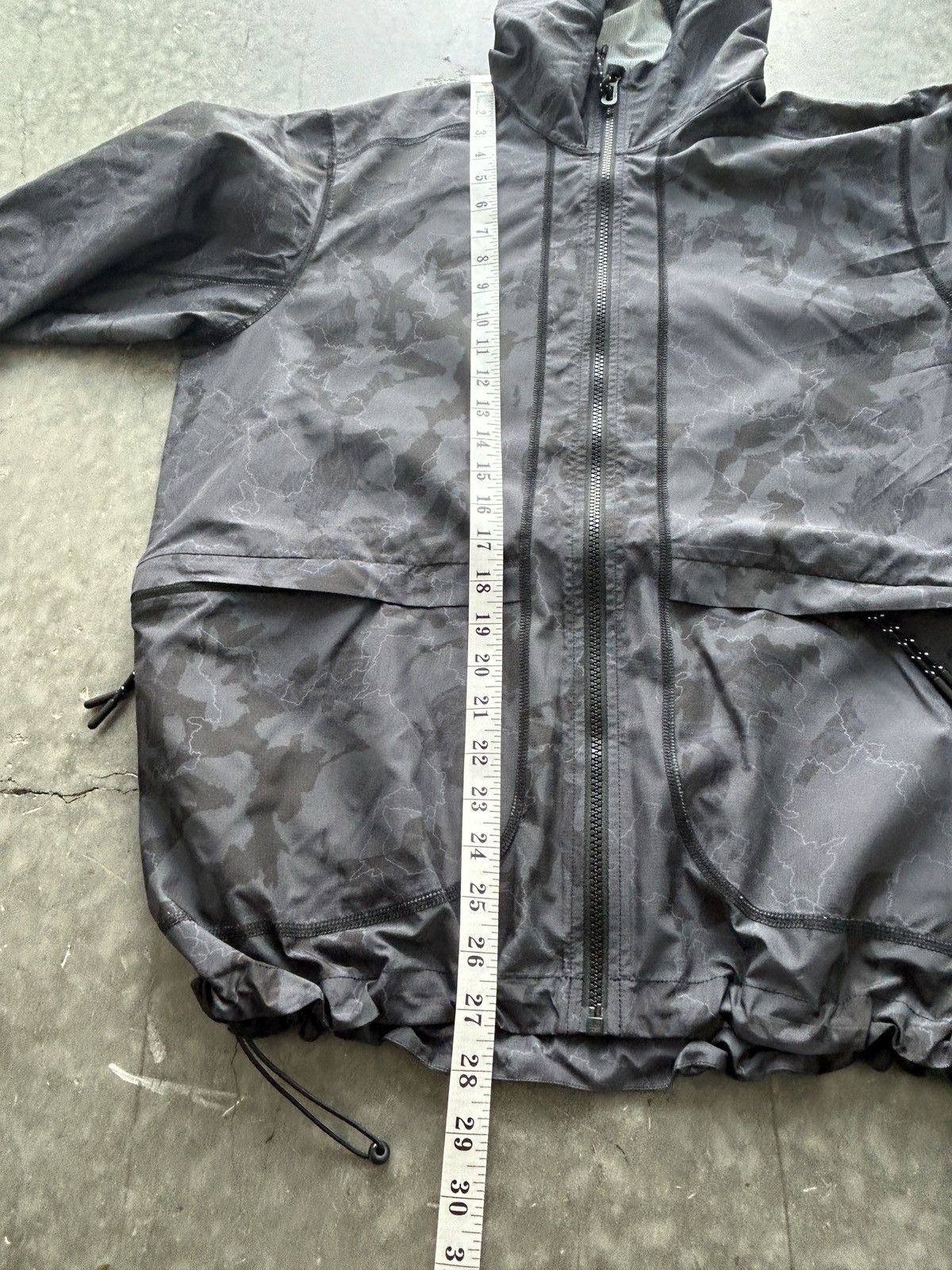 Salomon Salomon Outlife Packable Windbreaker Jacket Size US M / EU 48-50 / 2 - 13 Thumbnail