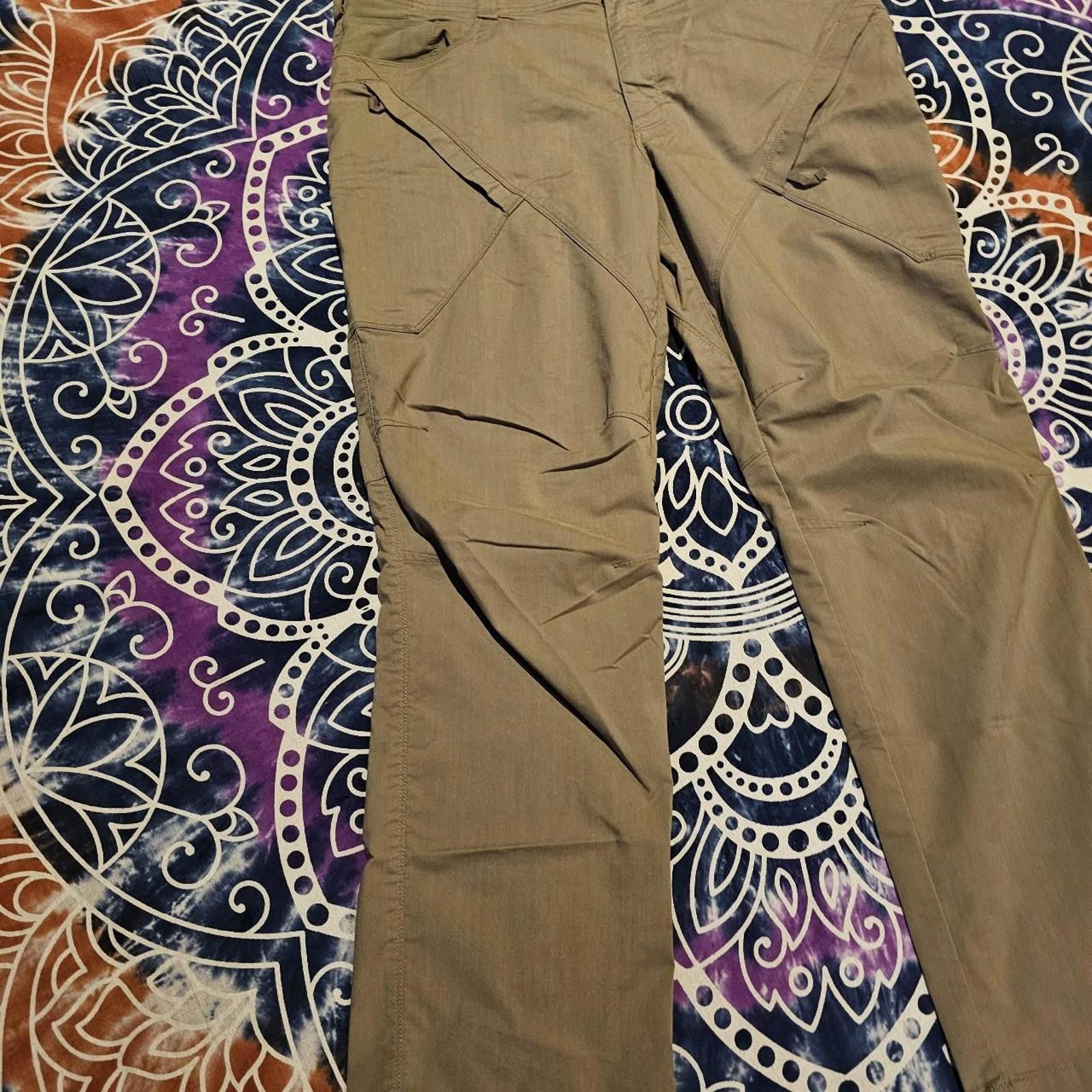 Designer 5.11 Tactical Men's Khaki Trousers Size US 38 / EU 54 - 2 Thumbnail