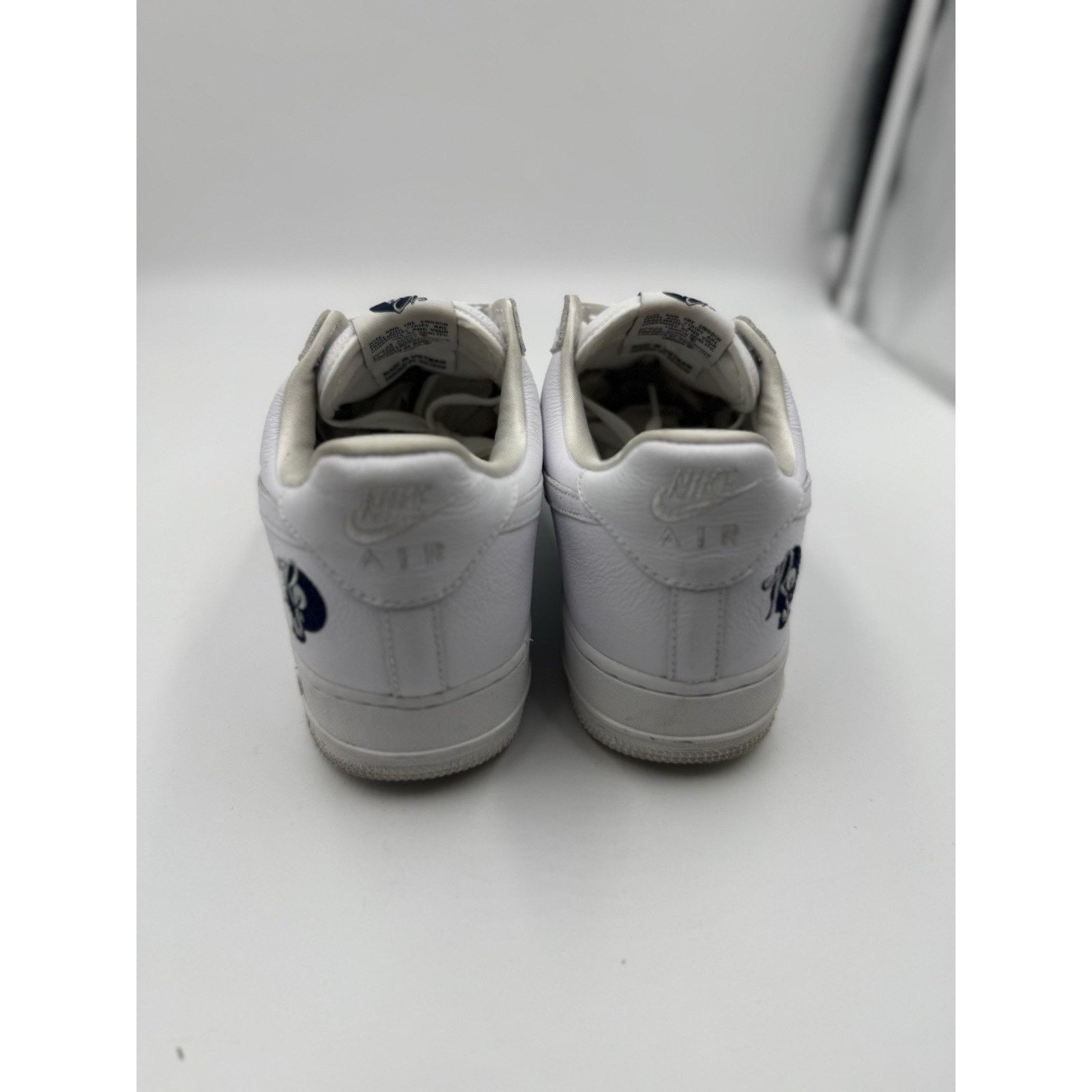 Nike Size 11 - Nike Roc-A-Fella x Air Force 1 2017 AF100 Size US 11 / EU 44 - 4 Thumbnail