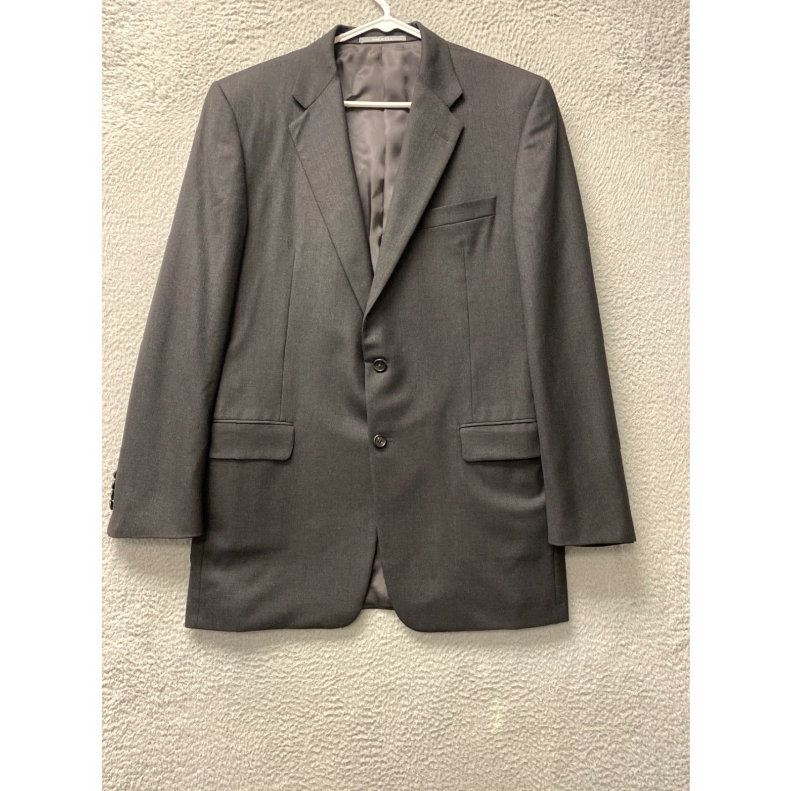 Vintage Hickey Freeman Blazer / Sport Coat - Gray Wool - 42R - Regular Fit - Two-Button Notch Lapel - Inner Pockets - Single Vented - Dry Clean Only - Men Size 42R - 2 Thumbnail