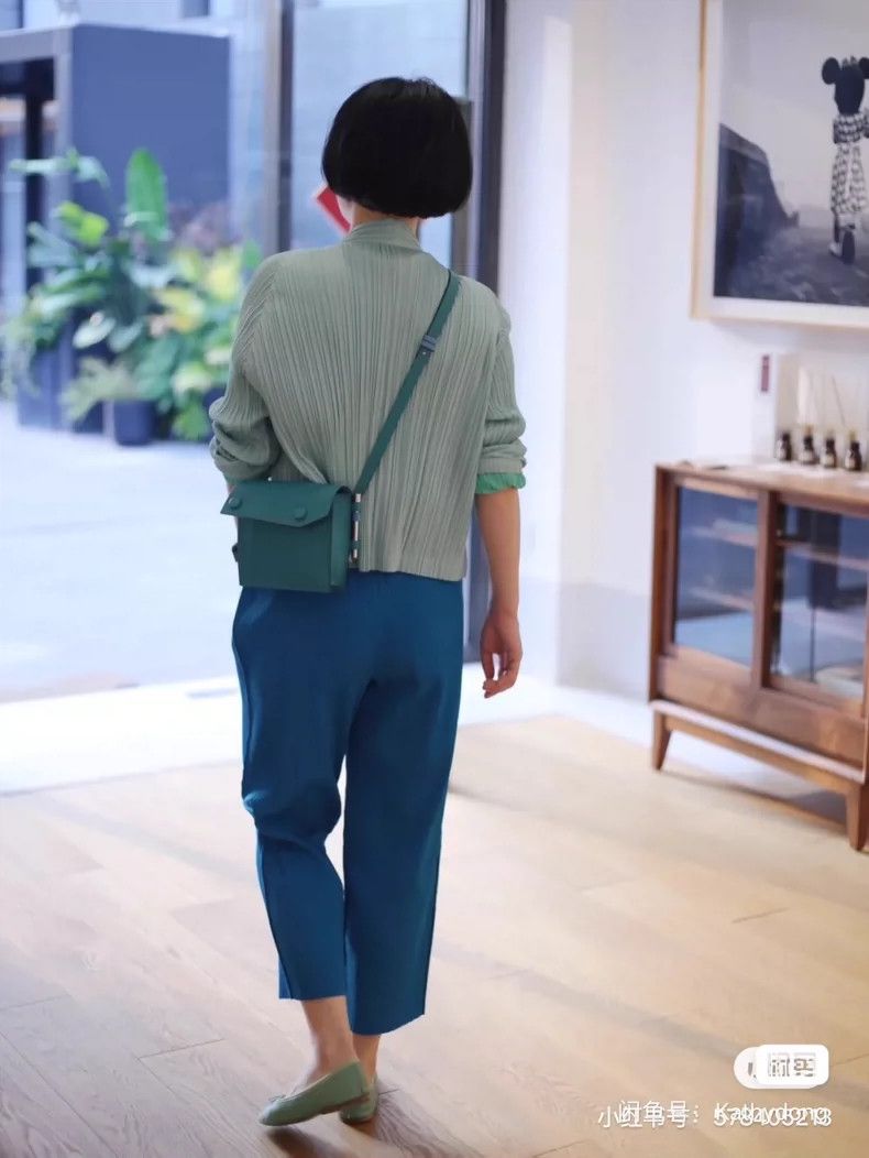 Issey Miyake Issey Miyake size:4 Green pleated cardigan coat Size XS / US 0-2 / IT 36-38 - 4 Thumbnail
