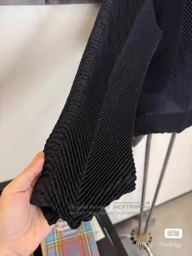 Issey Miyake Issey Miyake Black Bud Long Sleeve Top Size M / US 6-8 / IT 42-44 - 3 Thumbnail
