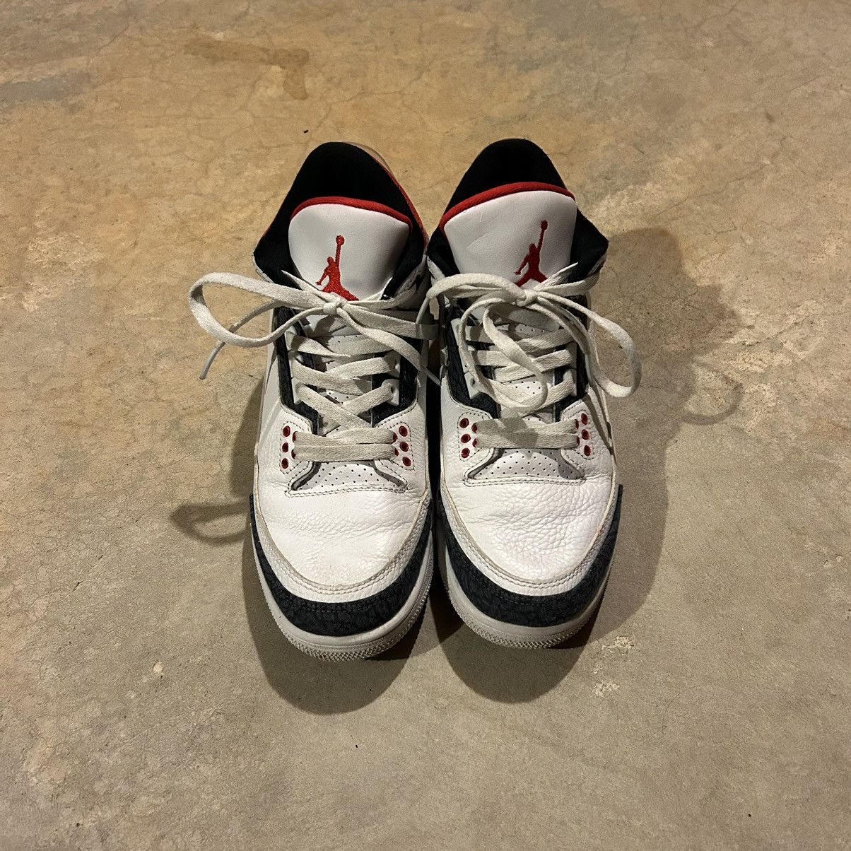 Jordan Brand × Nike Air Jordan 3 Retro SE Fire Red Denim 2020 US 10.5 Size US 10.5 / EU 43-44 - 3 Thumbnail