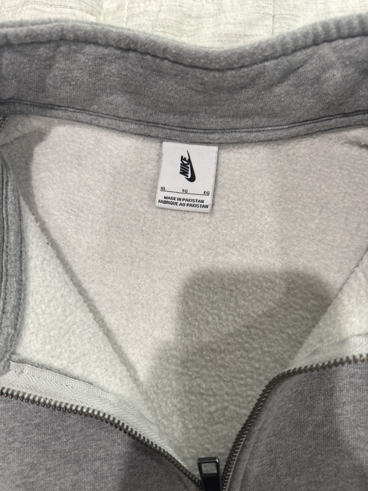 Nike grey Nike quarter zip up size XL Size US XL / EU 56 / 4 - 4 Thumbnail
