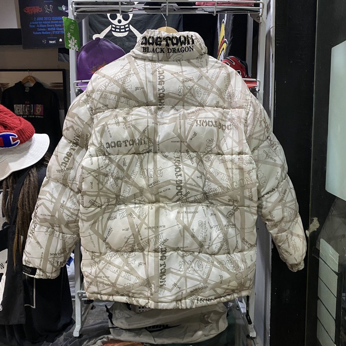 Dogtown Fullprint Dogtown Puffer Jacket Size US L / EU 52-54 / 3 - 2 Thumbnail