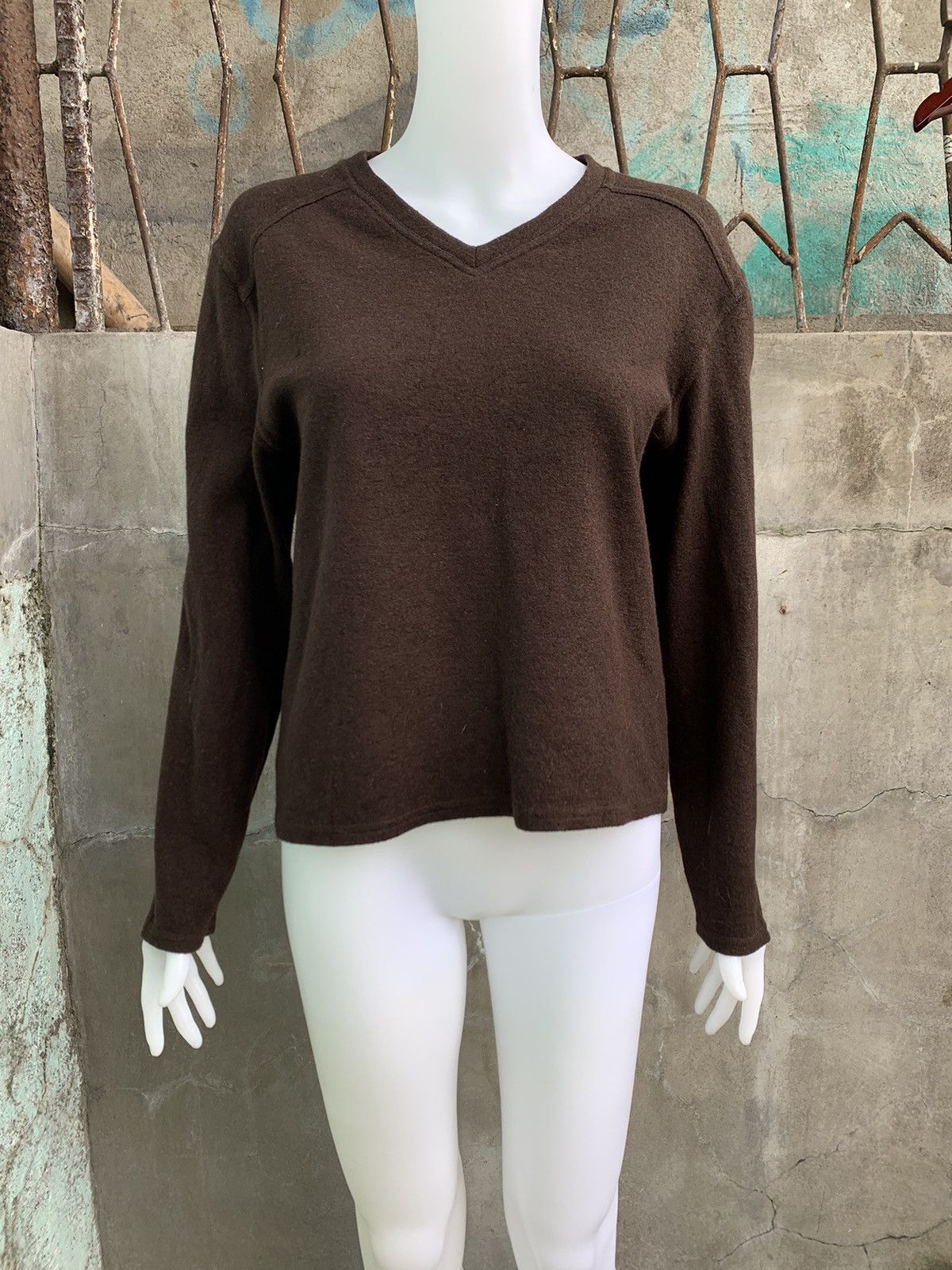Prada Wool V Neck Sweater Size M / US 6-8 / IT 42-44 - 1 Thumbnail