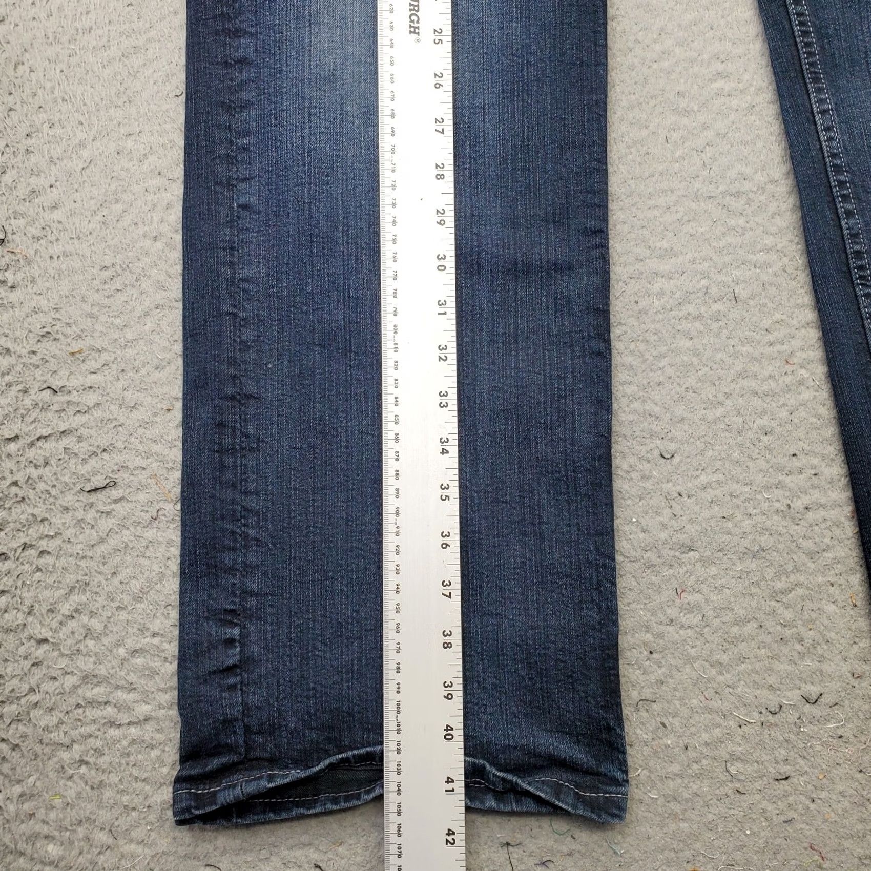 Levi's Levi's 559 Jeans Mens Size 38 Mens Blue Denim Regular Dark Wash Wide Leg - 5-Pocket Design, Belt Zip Closure - Regular Fit, Straight/Regular Rise Size US 38 / EU 54 - 3 Thumbnail
