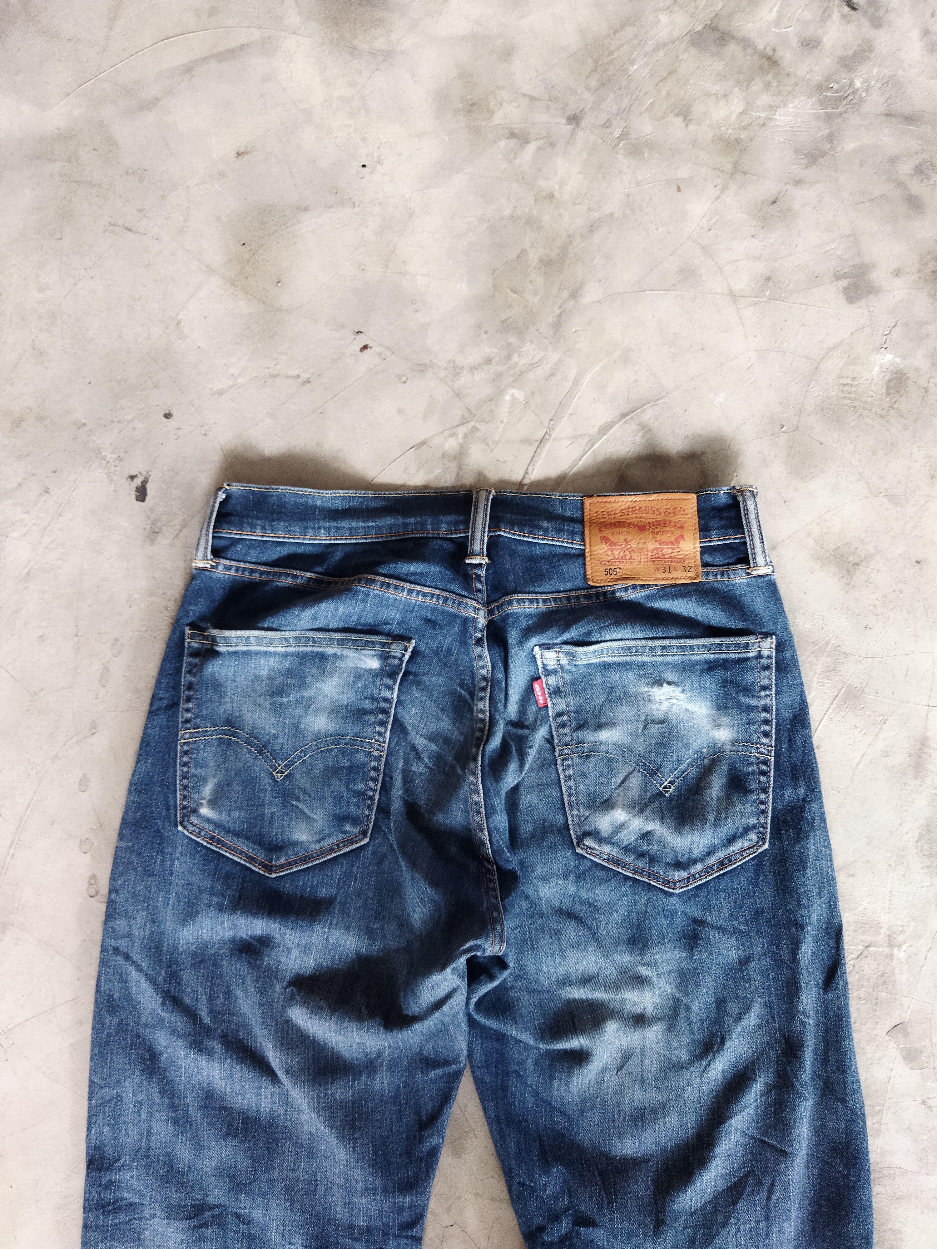 Levi's × Vintage VINTAGE LEVIS 505 DISTRESSED BLUE JEANS PANTS Size US 30 / EU 46 - 8 Thumbnail