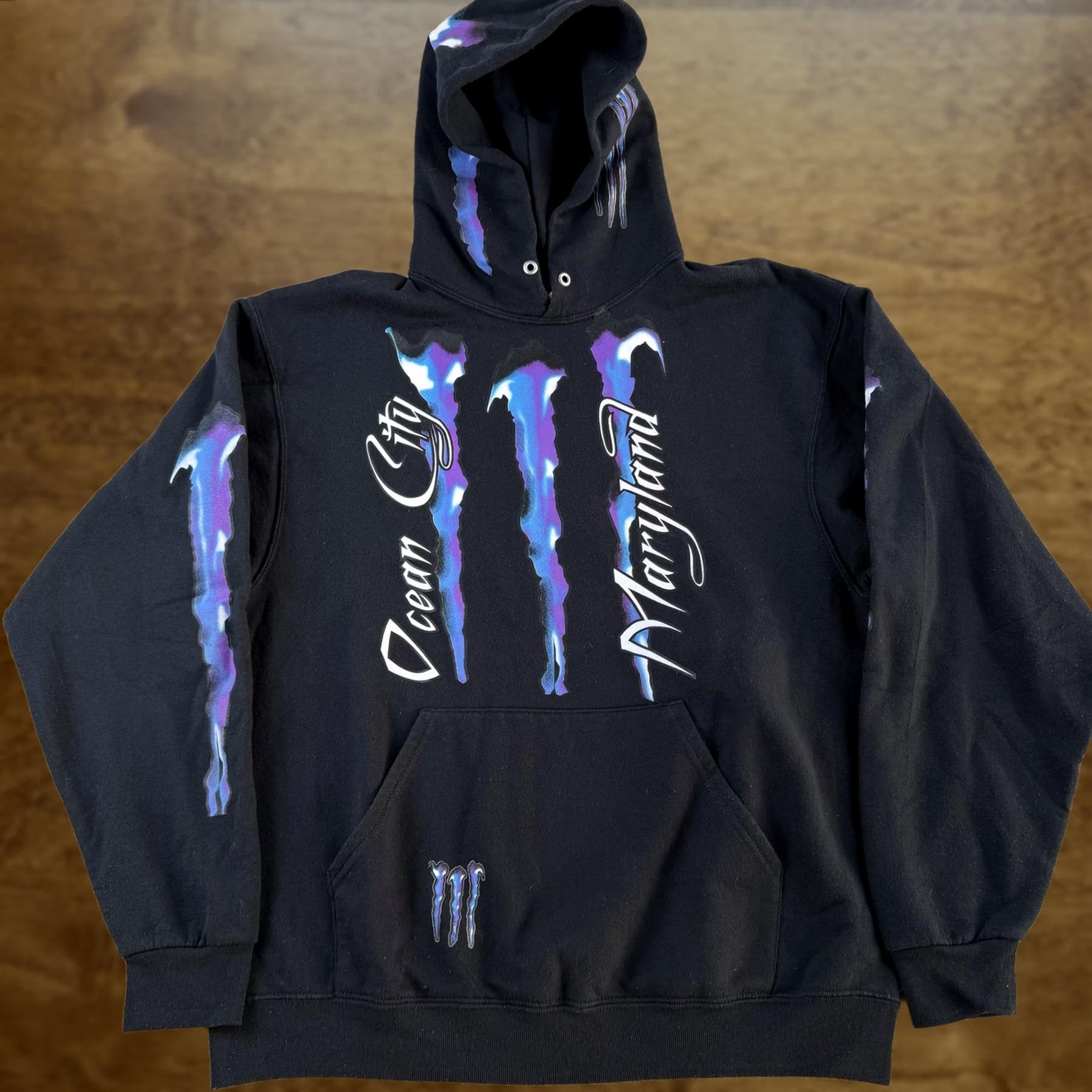 Jerzees Y2K Jerzees Hoodie Mens Large Black Fleece Sweatshirt Ocean City Maryland Size US L / EU 52-54 / 3 - 1 Thumbnail