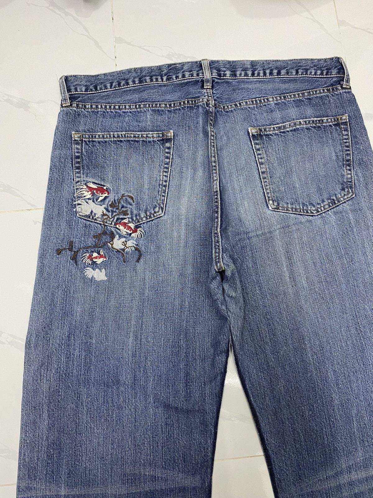 Japanese Brand 🔥JAPANESE KOI FISH EMBROIDERY BAGGY DISTRESS DENIM JEANS Size US 38 / EU 54 - 8 Thumbnail