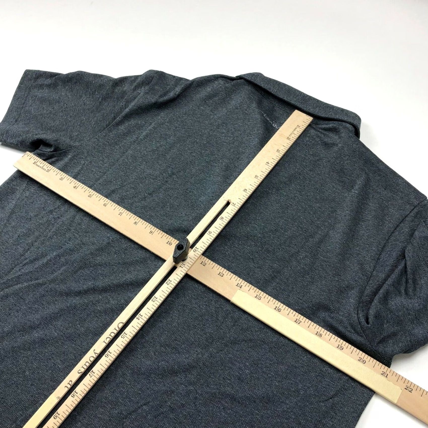 TravisMathew Travis Mathew Polo Shirt Mens Golf Short Sleeve Button LOGO PATCH Gray L Regular Short Sleeve Polo Shirt Mens Golf Logo Patch Gray Size US L / EU 52-54 / 3 - 3 Thumbnail