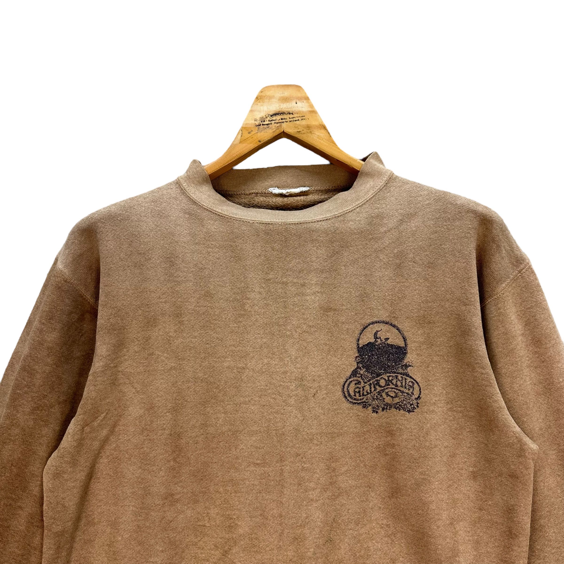 Vintage TRASHED🔥 CALIFORNIA SURFING GRAPHIC SWEATSHIRTS #8431-008 Size US S / EU 44-46 / 1 - 4 Thumbnail