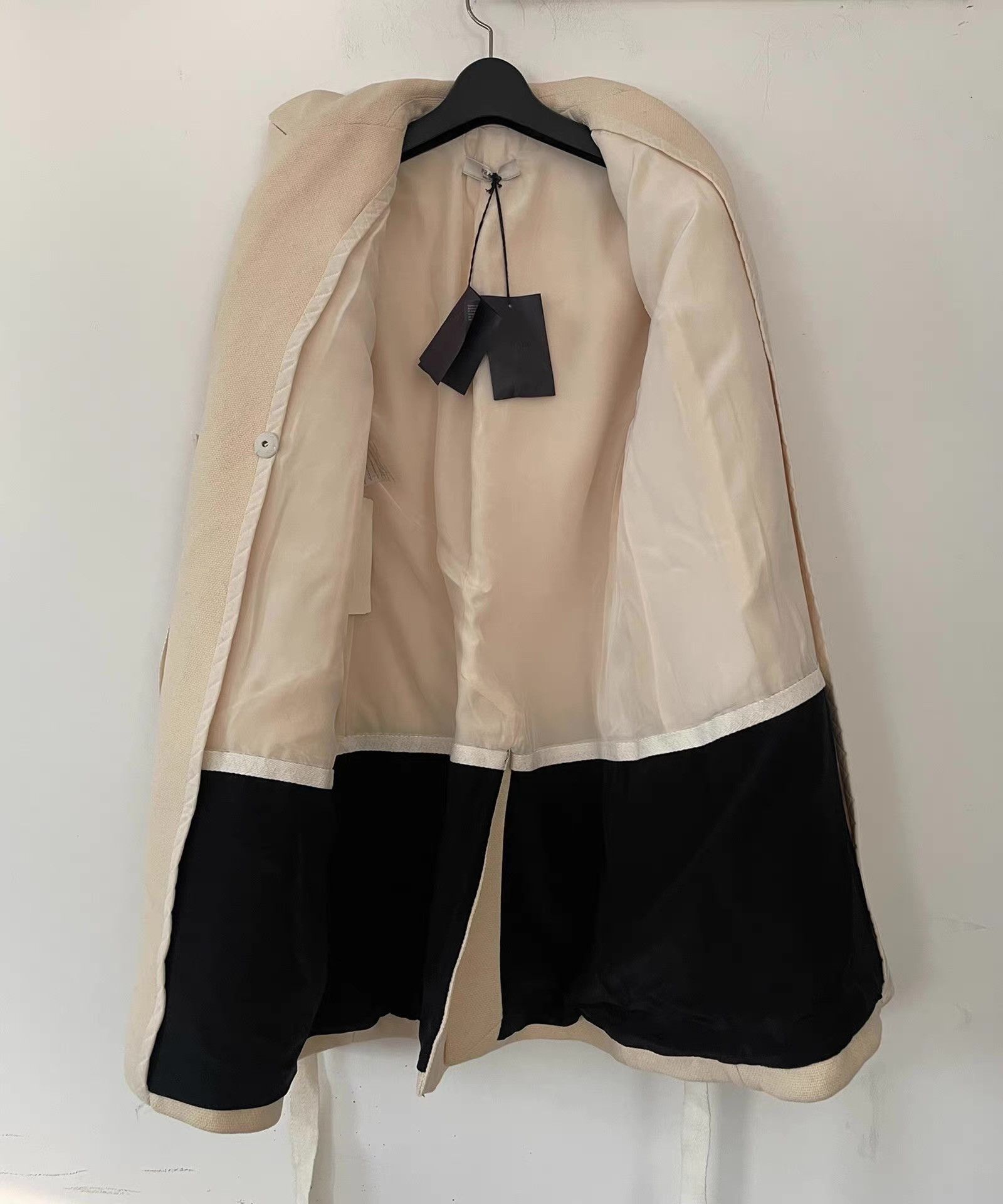 Prada Prada Women's Thick Wool Coat Ｑ21 Size L / US 10 / IT 46 - 3 Thumbnail