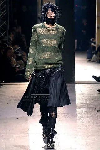 Junya Watanabe Junya Watanabe Distressed Safety Pin Sweater Size US M / EU 48-50 / 2 - 9 Thumbnail