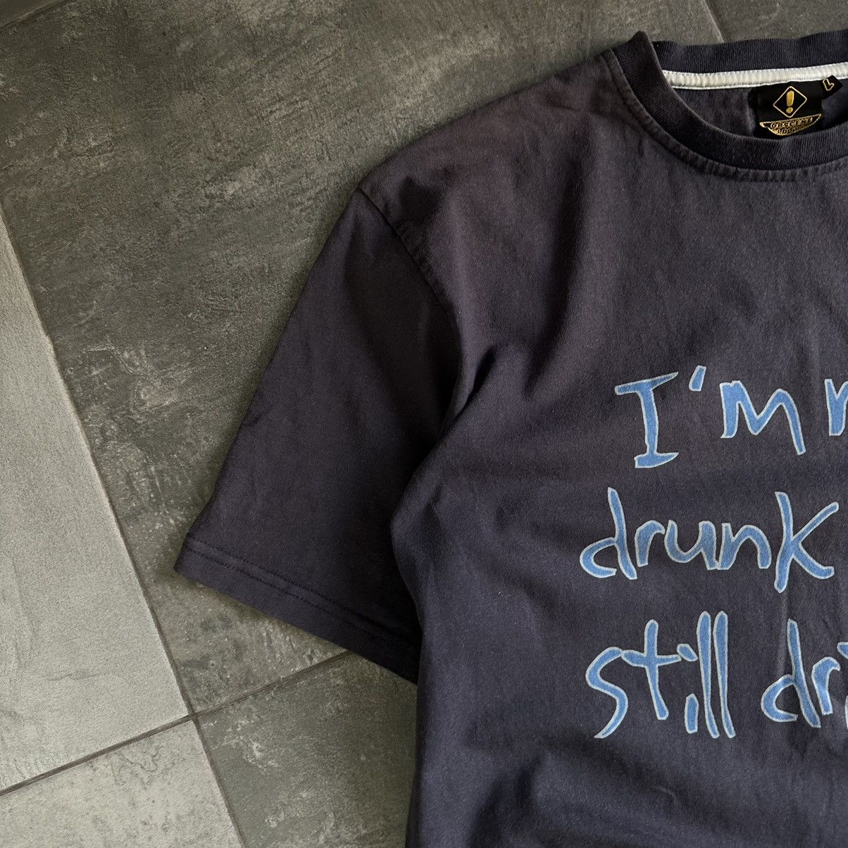 Vintage Vintage I’m Not Drunk I’m Still Drinking T-shirts Joke Humor Size US L / EU 52-54 / 3 - 7 Thumbnail