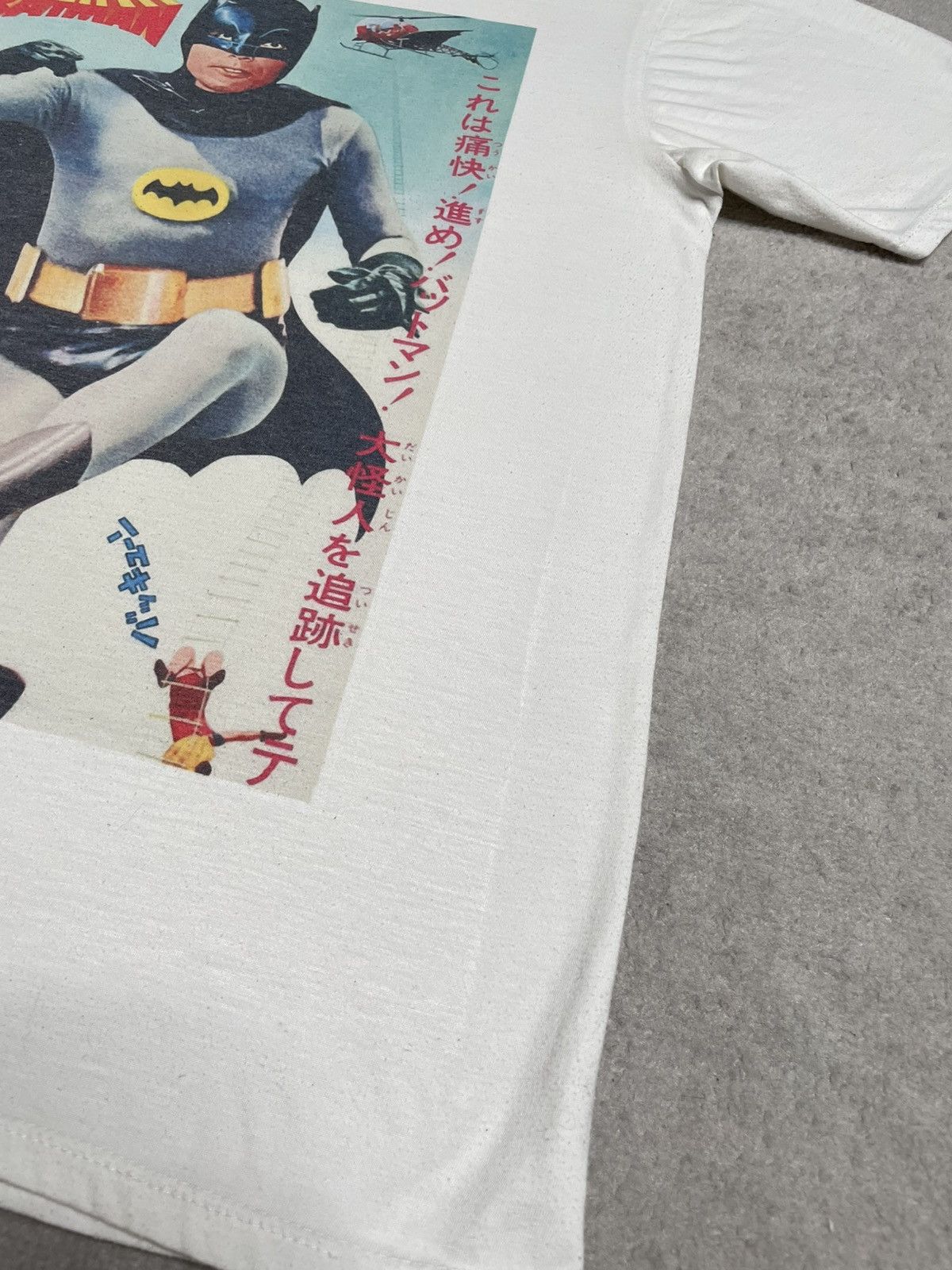 Vintage Vintage White T-Shirt Tee Batman Japanese Movie Size US S / EU 44-46 / 1 - 4 Thumbnail