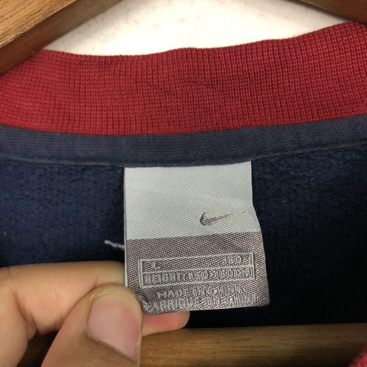 Nike Rare Nike 90s Style Colorblock Athletic Crew Size US L / EU 52-54 / 3 - 15 Thumbnail