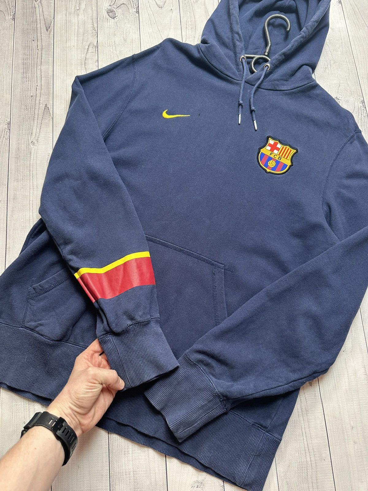 Nike × Vintage Vintage Nike Barcelona soccer hoodie size L logo Size US L / EU 52-54 / 3 - 4 Thumbnail