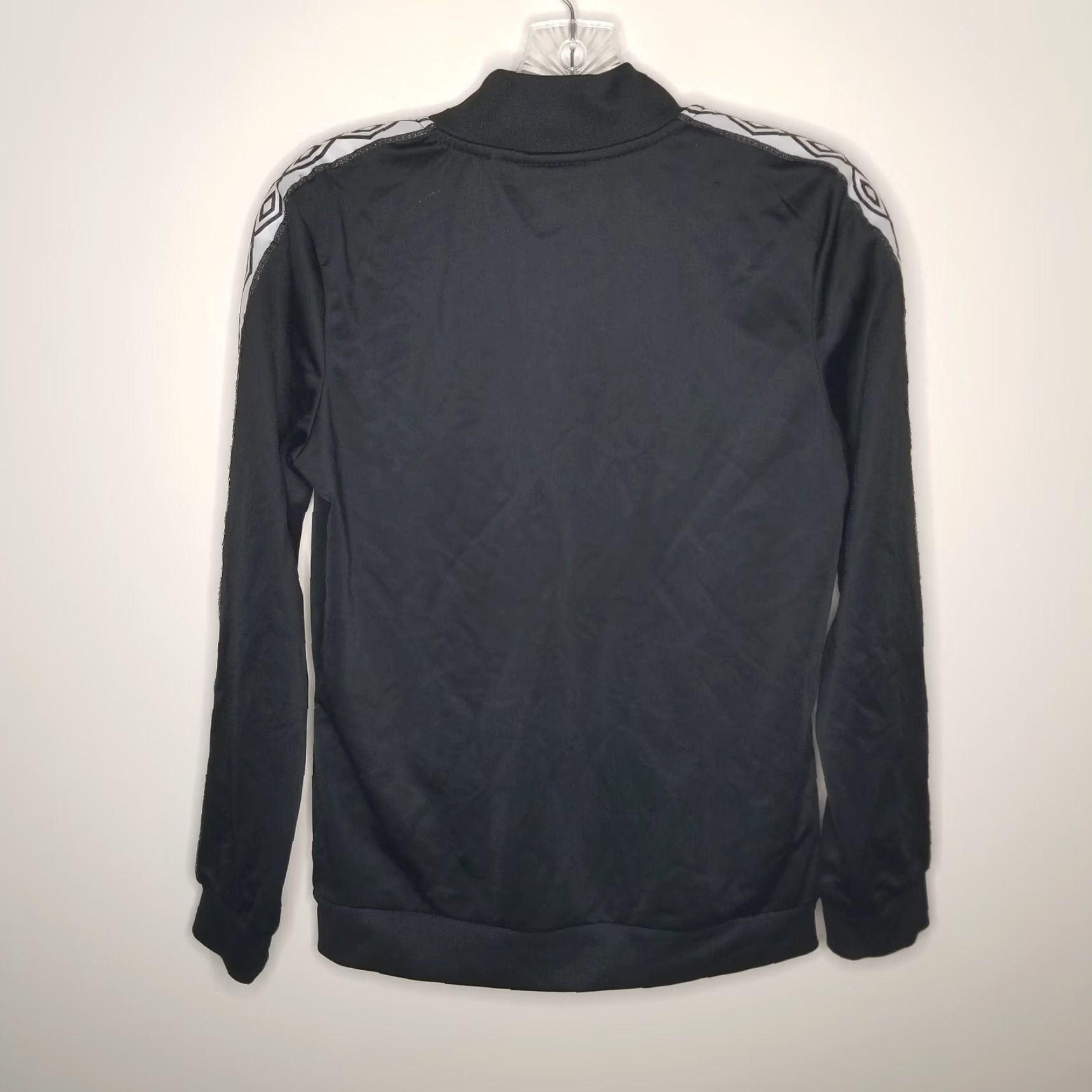 Umbro Umbro Womens Activewear Jacket Long Sleeve Black Full Zip Size L Size L / US 10 / IT 46 - 4 Thumbnail