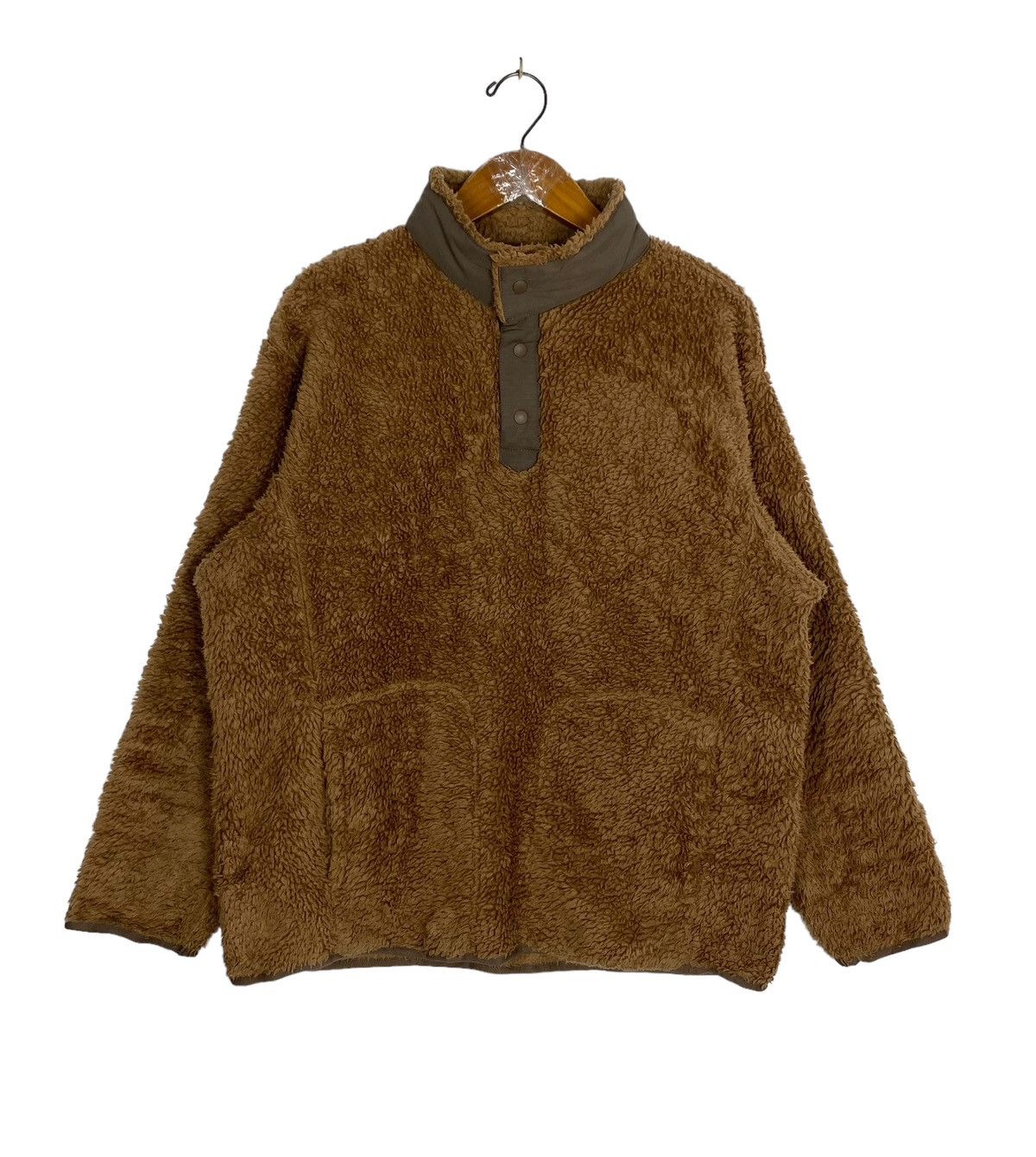 Uniqlo × White Mountaineering Rare‼️ Uniqlo x White Mountaineering Deep Pile Fleece Size US M / EU 48-50 / 2 - 1 Thumbnail
