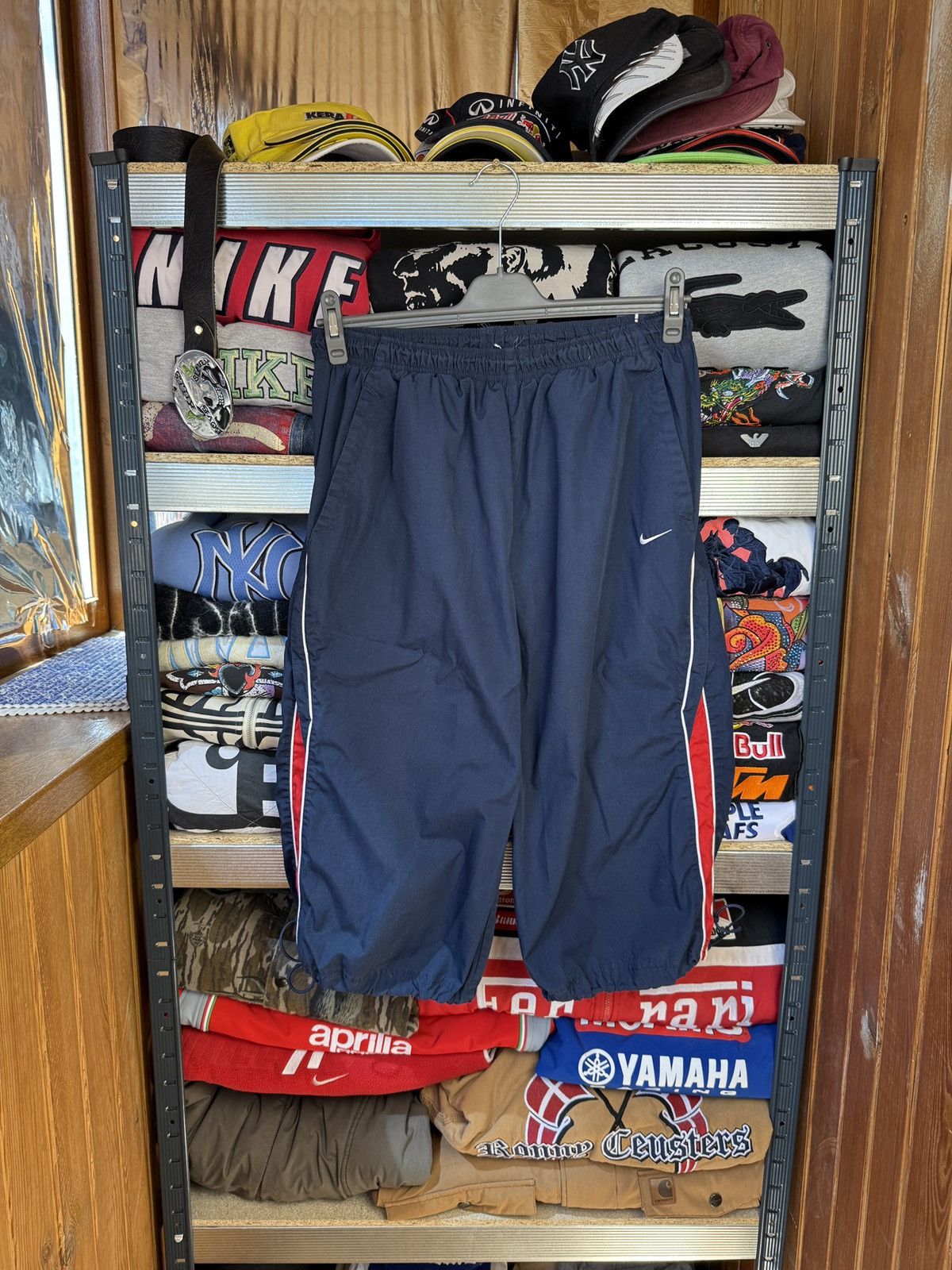 Nike Nike vintage shorts 90s 00s y2k hype Size US 34 / EU 50 - 1 Thumbnail